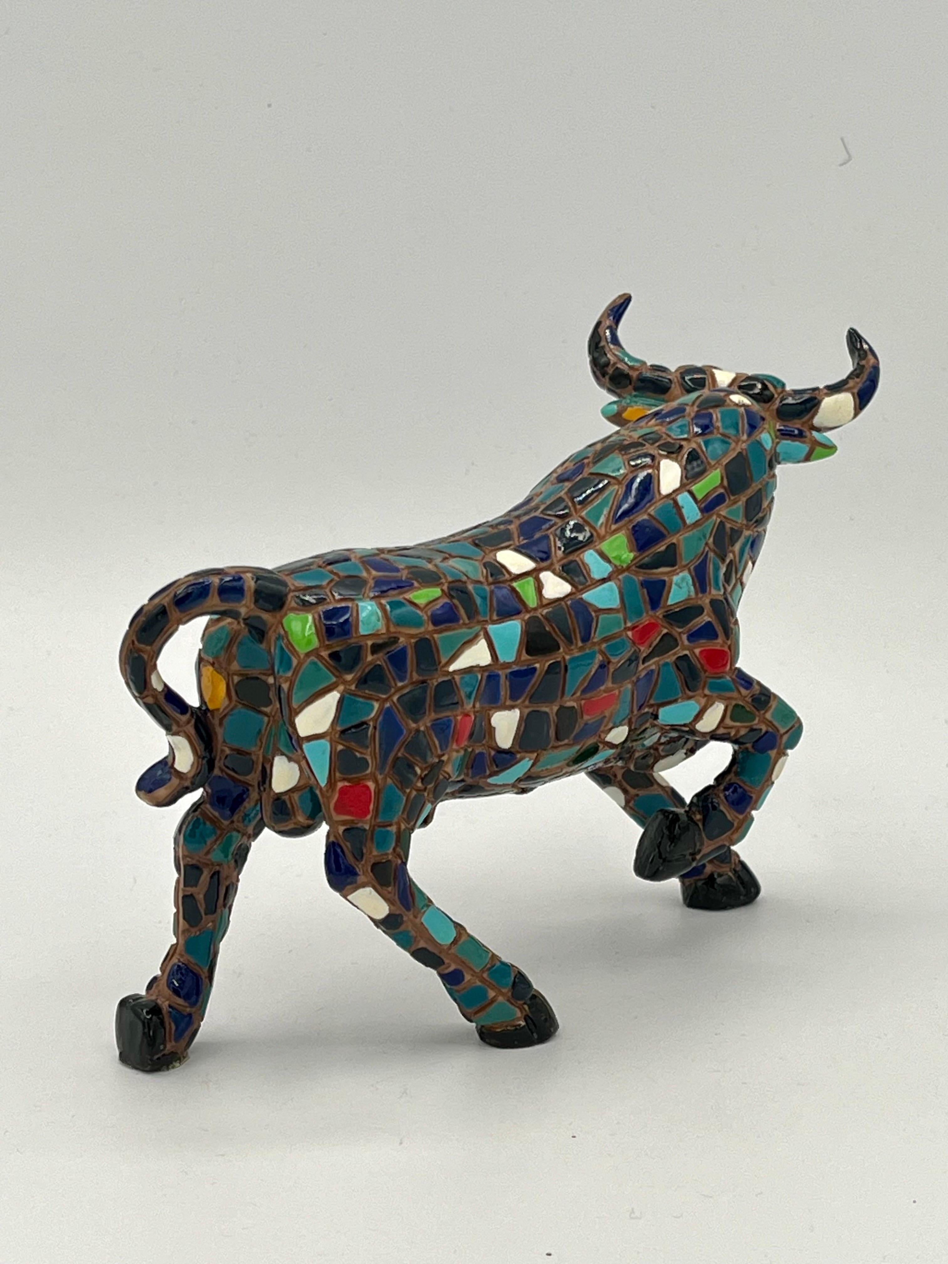 20ième siècle Tile en céramique Bull du milieu du siècle dernier d'après Genaro Alvarez en vente