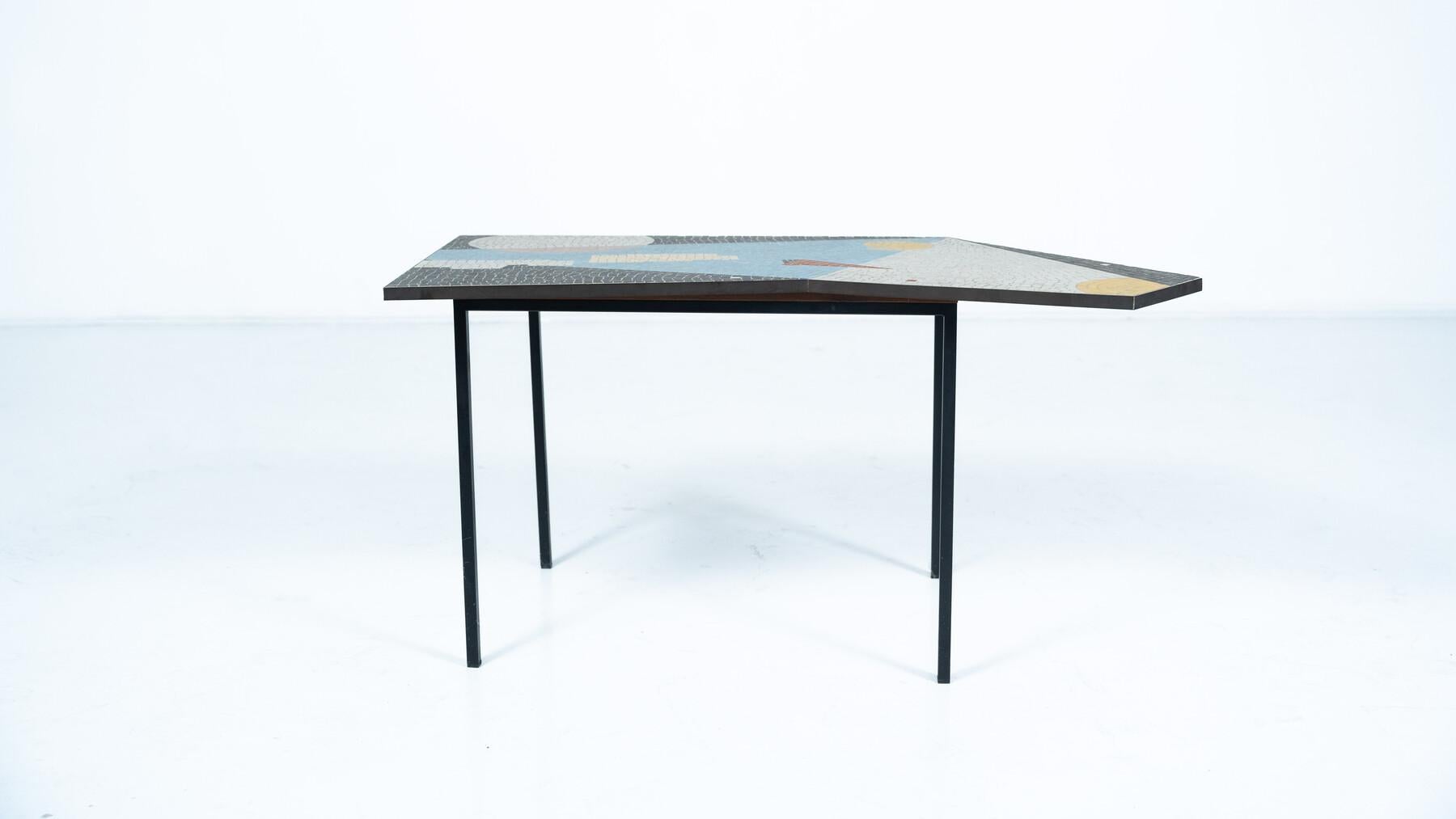 Table basse en mosaïque du milieu du siècle attribuée à Pia Manu, 1970 en vente 8