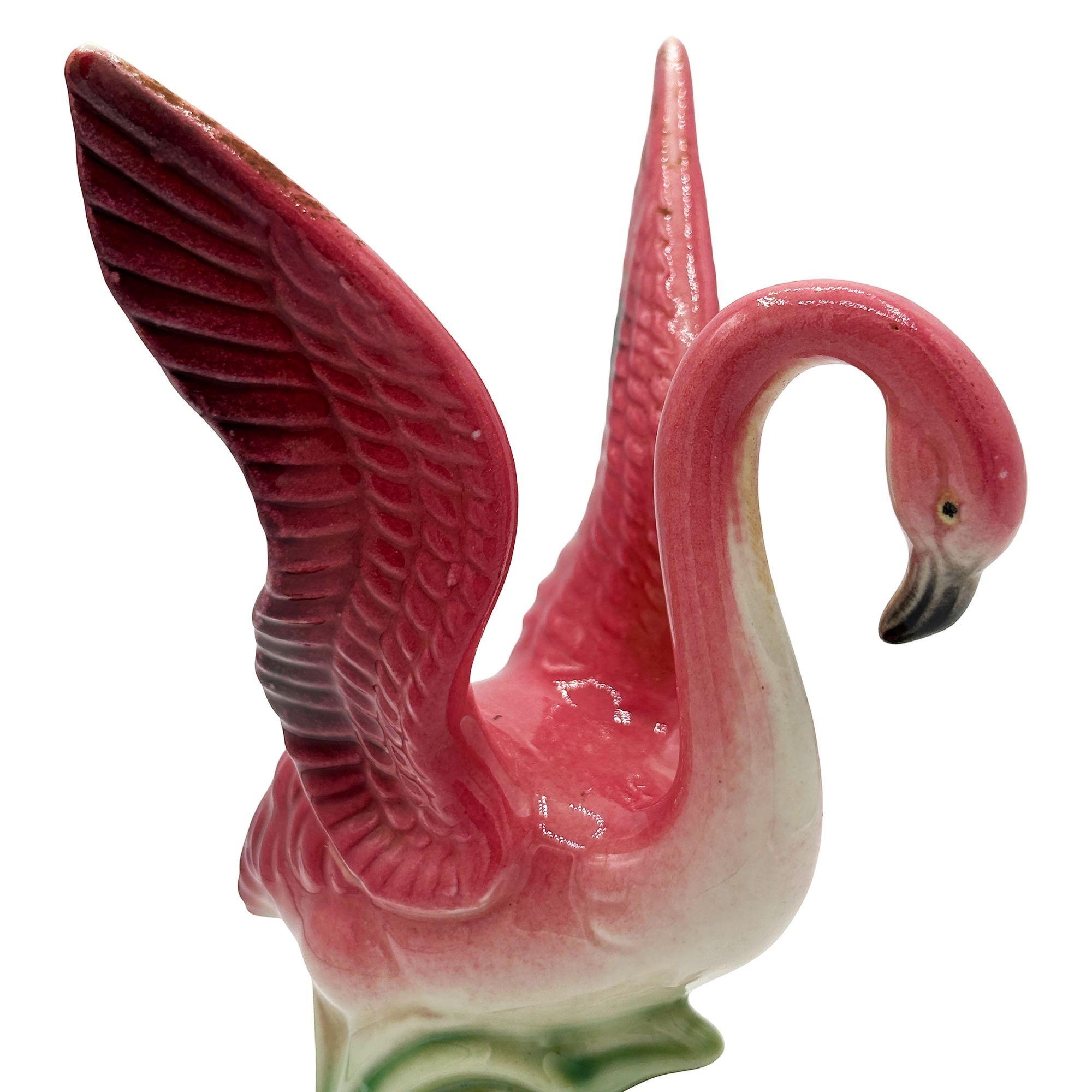 Ceramica Statua da tavolo in ceramica di metà secolo Mother & Child Pink Flamingo by Leftons in vendita