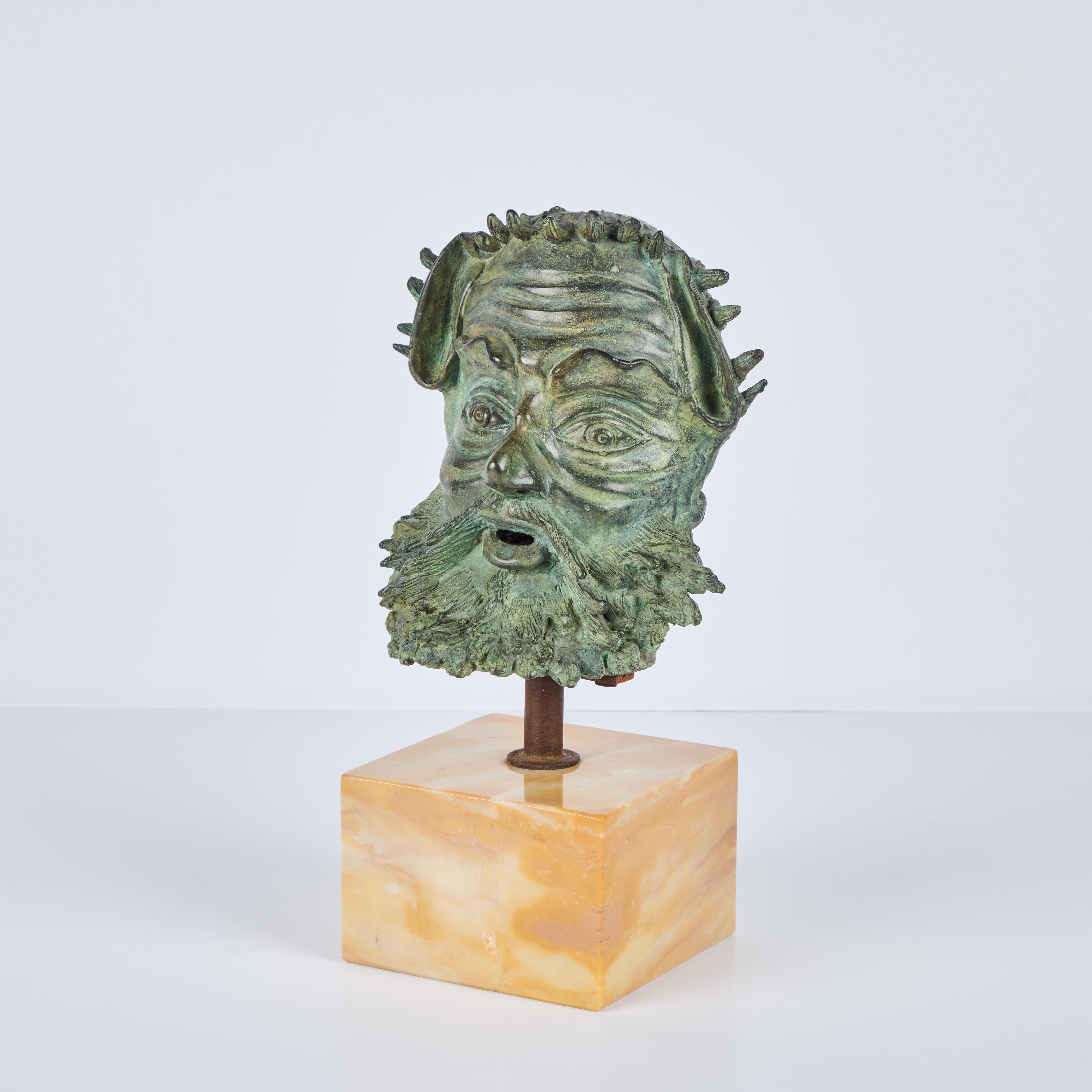 XX secolo Busto in bronzo montato di metà secolo in vendita