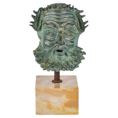 Busto de bronce montado de mediados de siglo