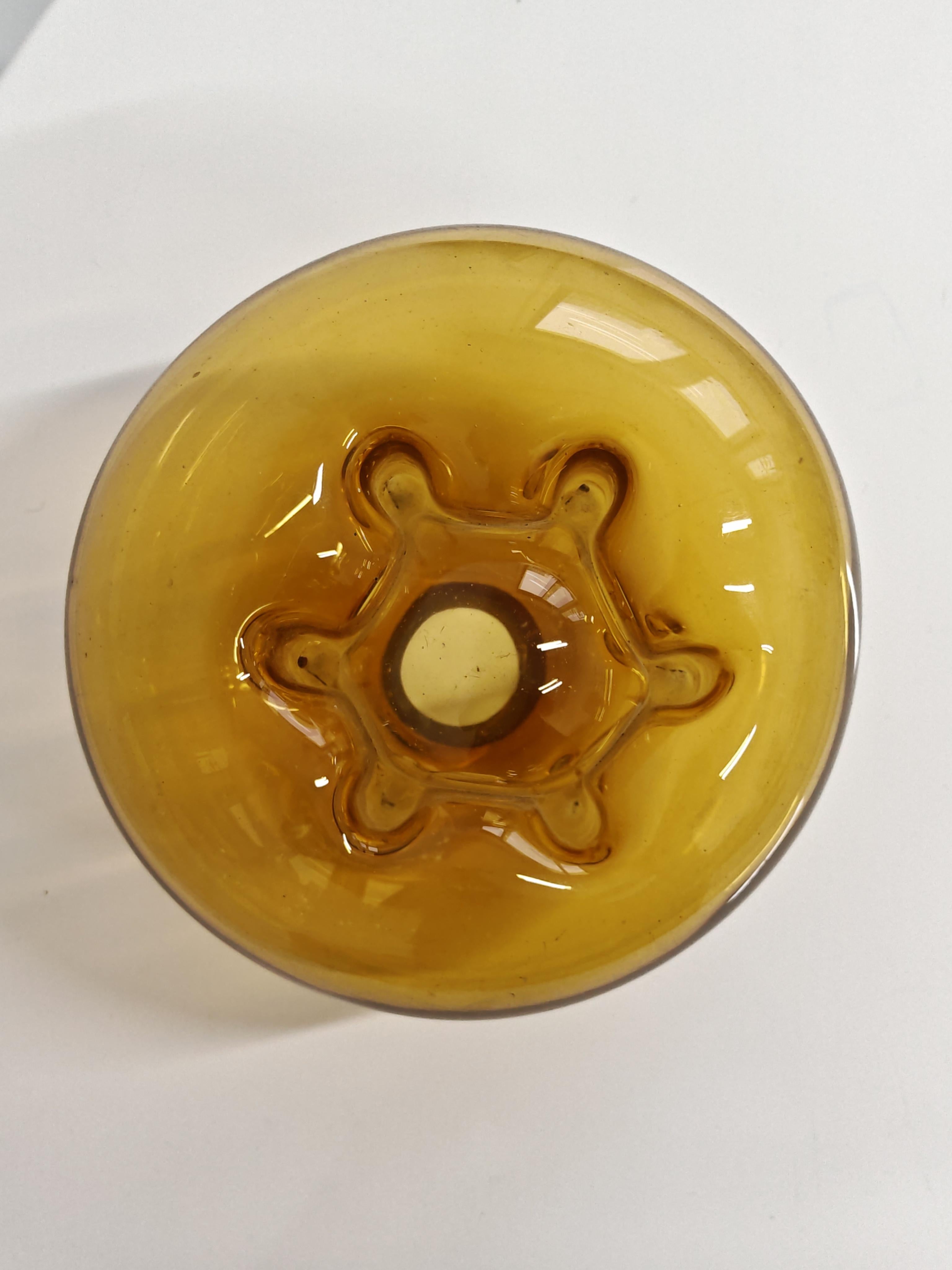 Serbo Scultura in vetro soffiato a bocca di metà secolo di Dragan Drobnjak, Vaso Ikebana in vendita