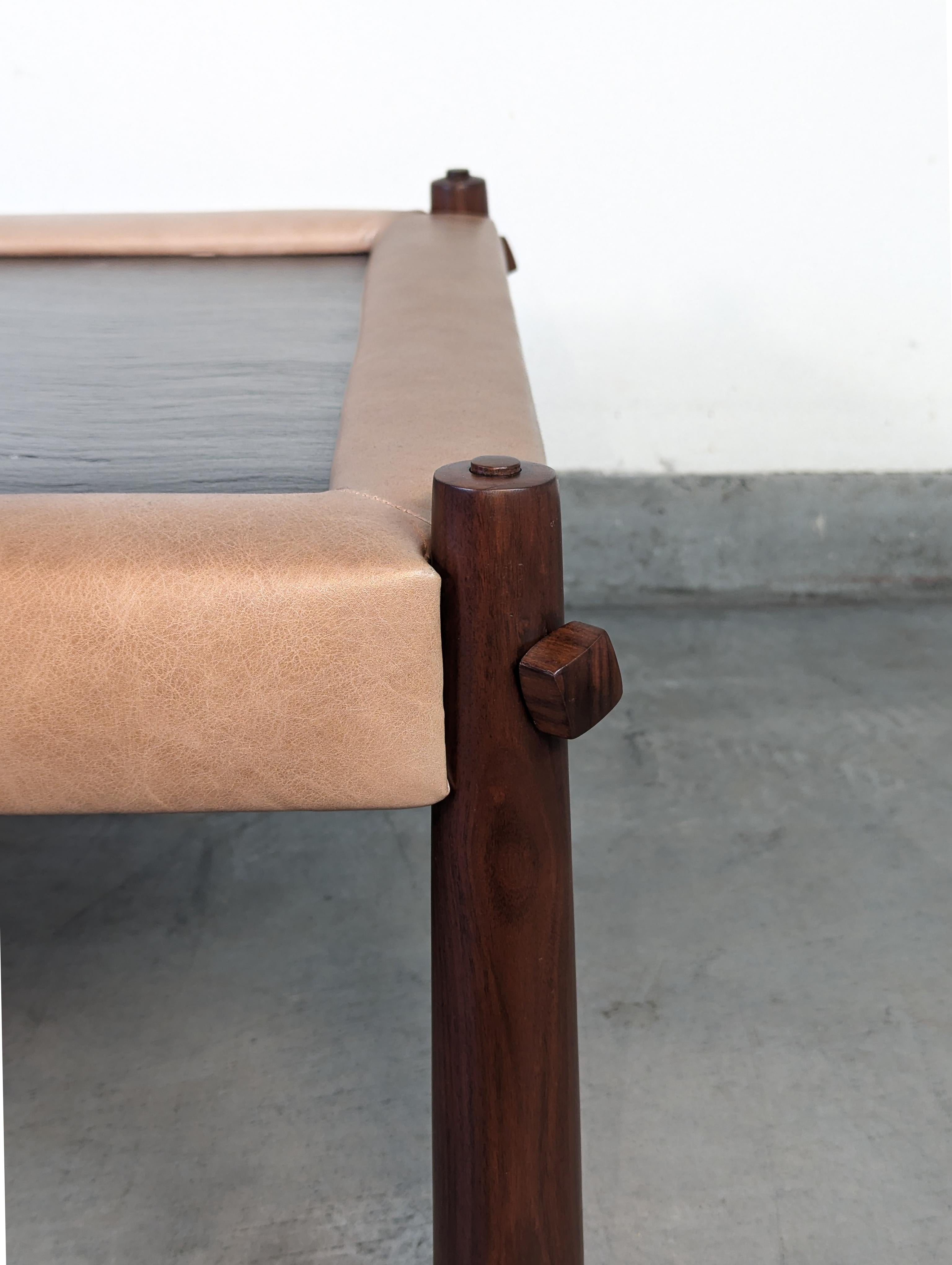Table basse brésilienneMP-81 de Percival Lafer, vers les années 1970 en vente 6