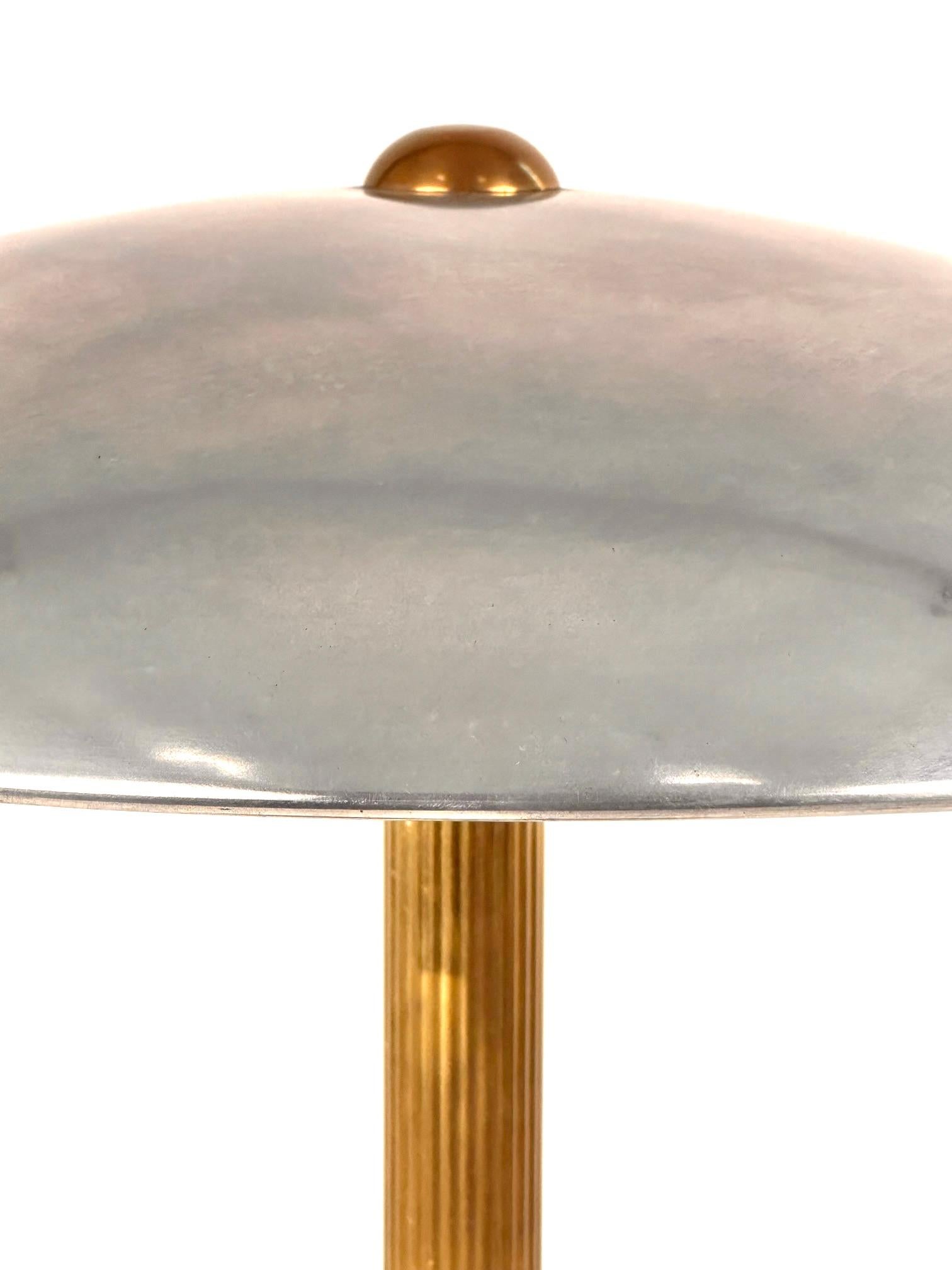 Mid-Century Modern Lampe de table italienne Mpdern Mid-Century en vente