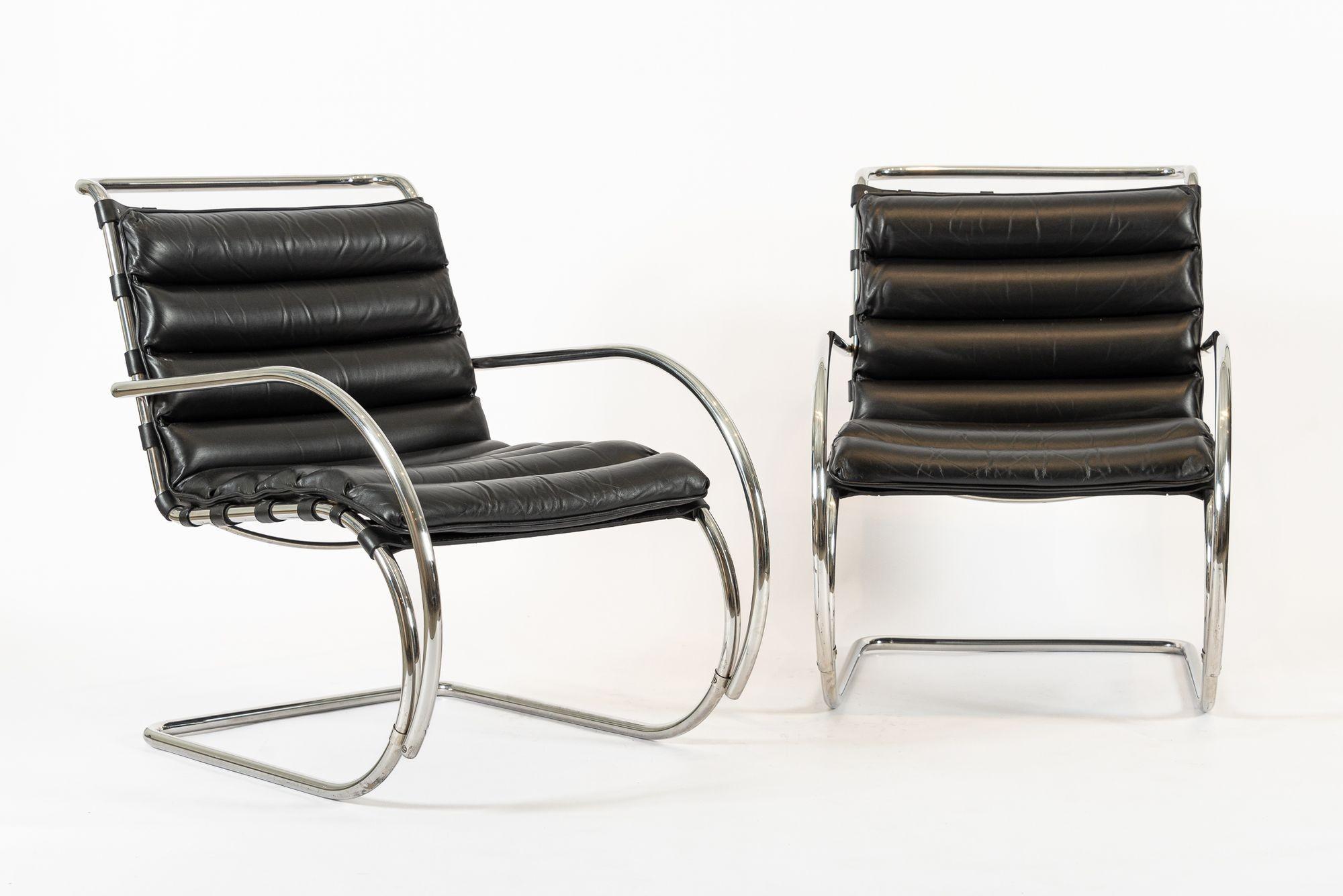 Mid Century MR Black Leather Arm Chairs by Mies van der Rohe for Knoll For Sale 4