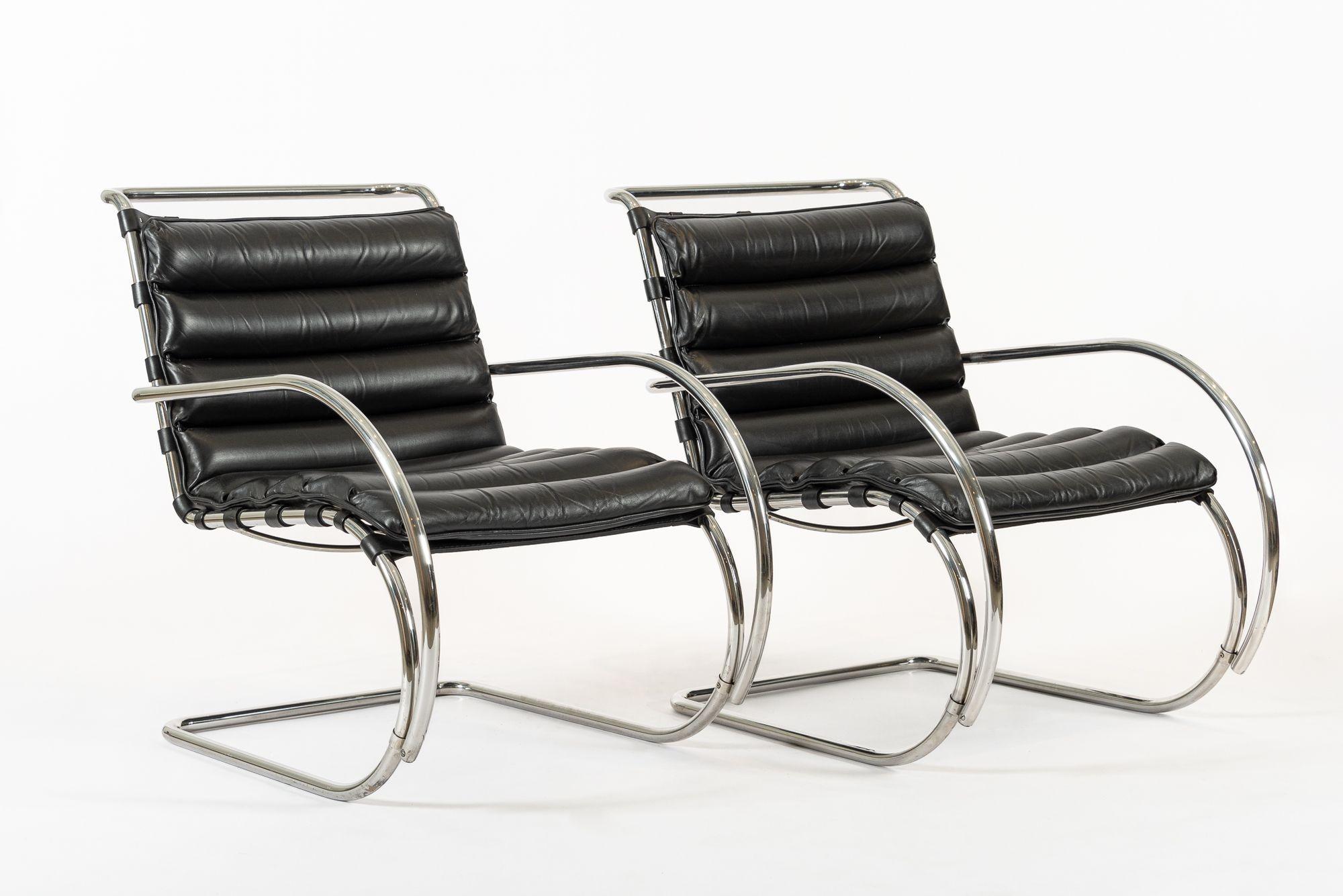 Mid Century MR Black Leather Arm Chairs by Mies van der Rohe for Knoll For Sale 5