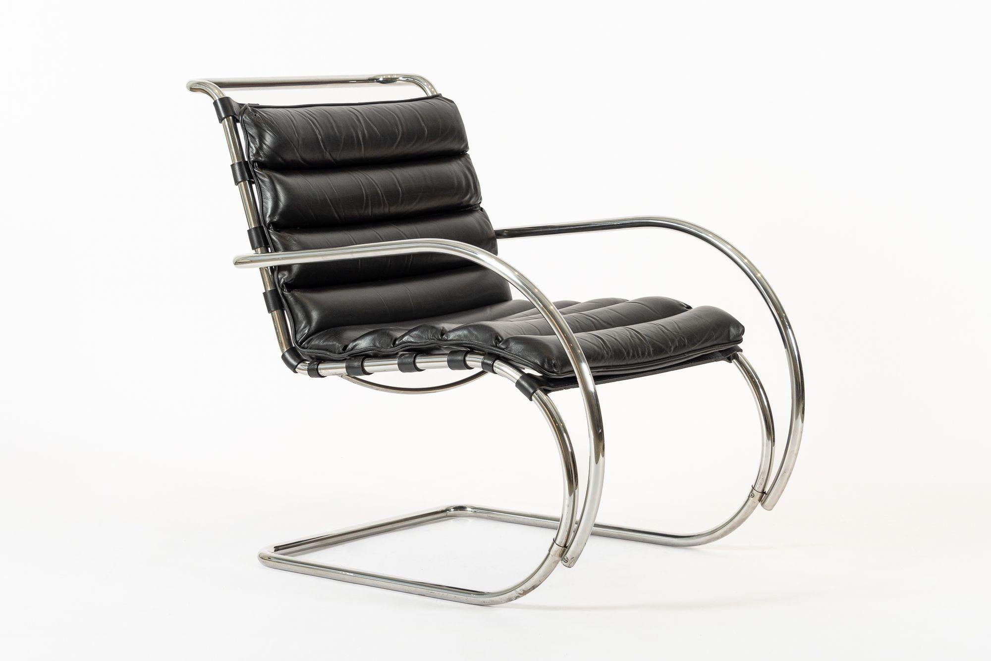 Mid Century MR Black Leather Arm Chairs by Mies van der Rohe for Knoll For Sale 6