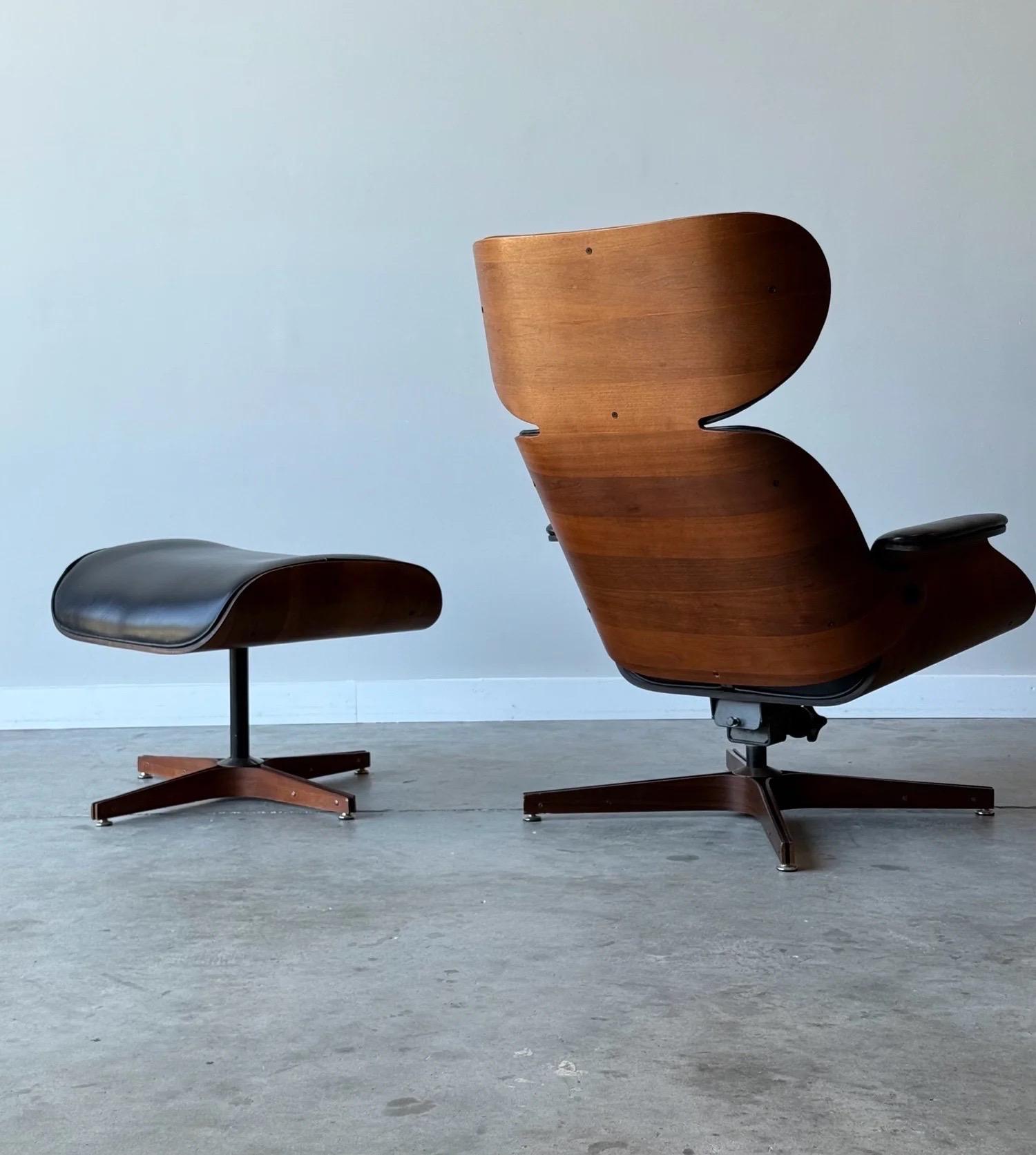 Americano Sedia e ottomana Mr. di George Mulhauser per Plycraft, metà secolo. in vendita