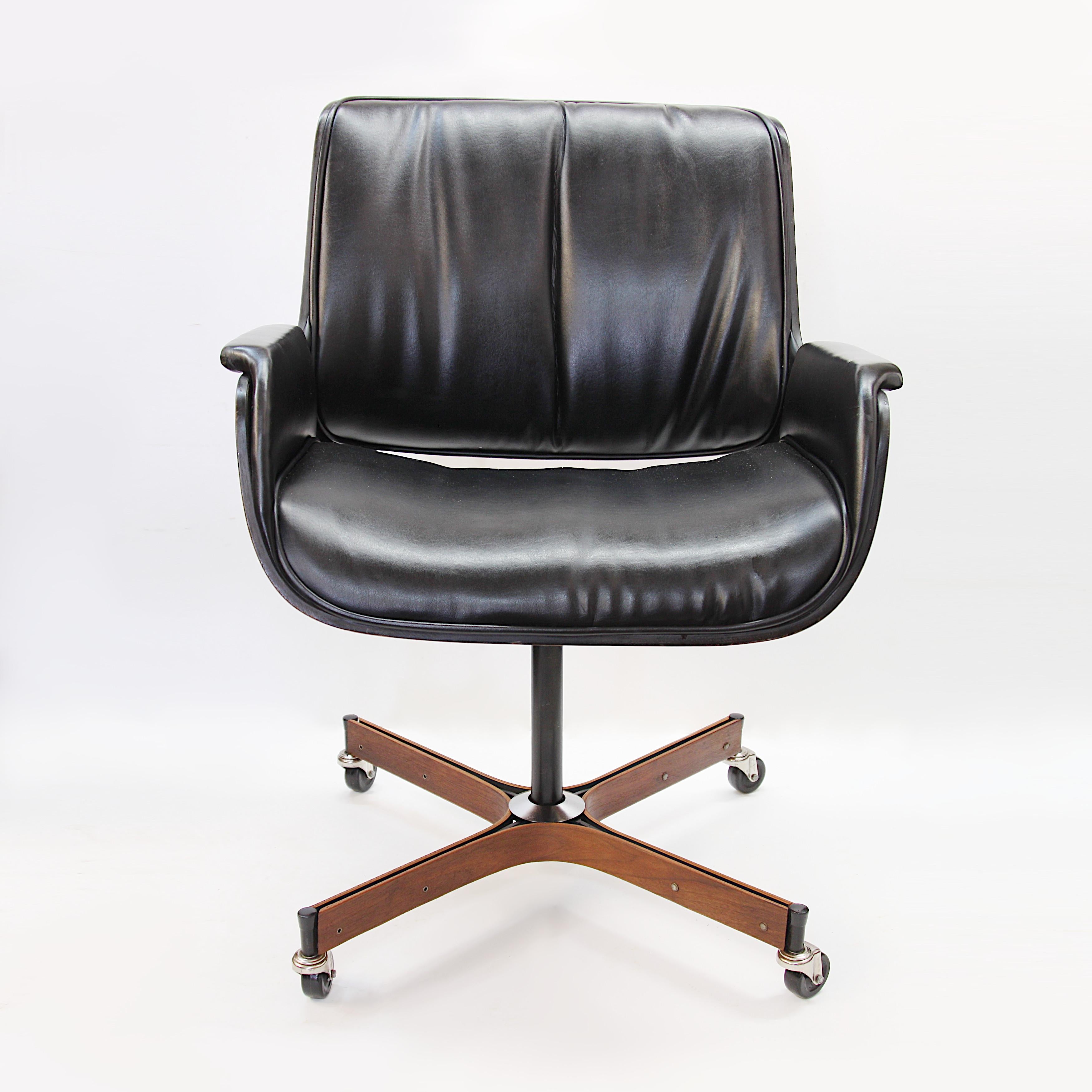 executive desk chairs