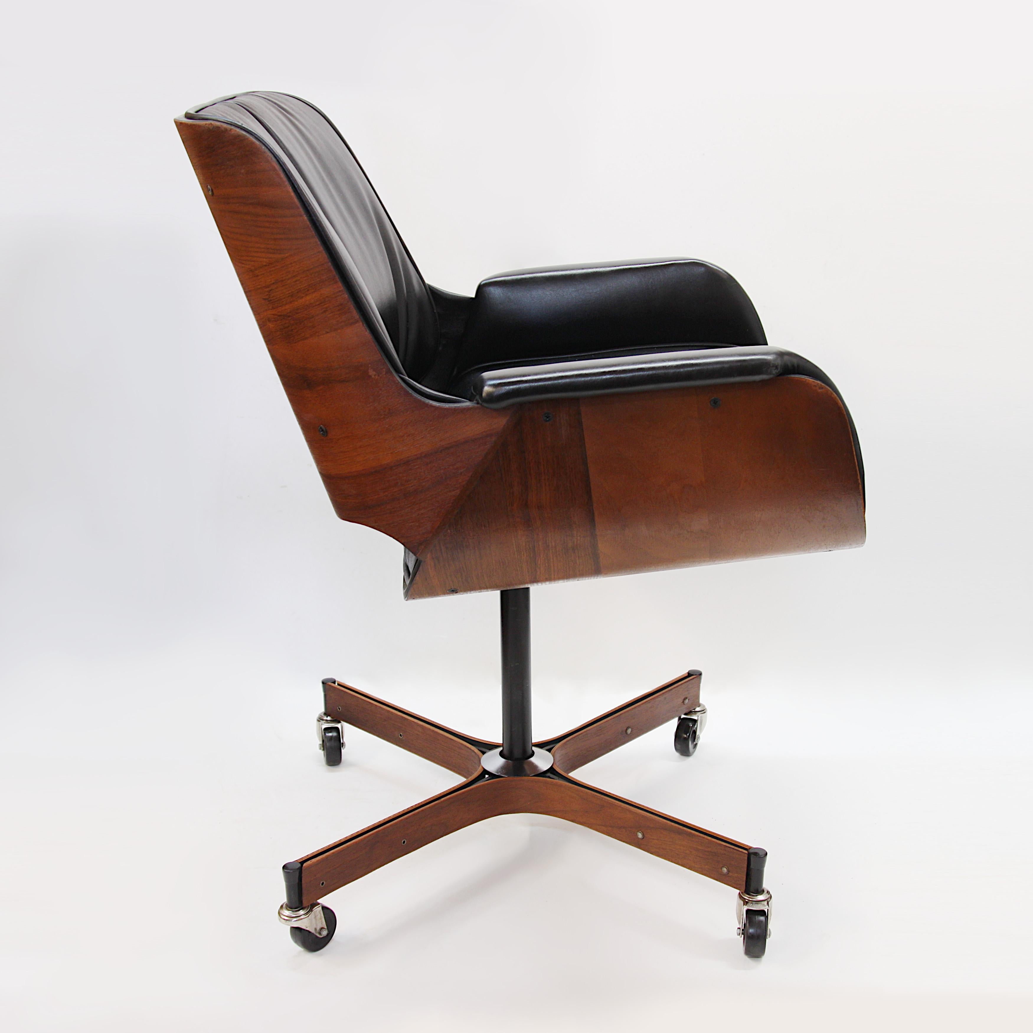 Mid-Century Modern Mid Century Mr. Chair Executive Desk Chair by George Mulhauser for Plycraft