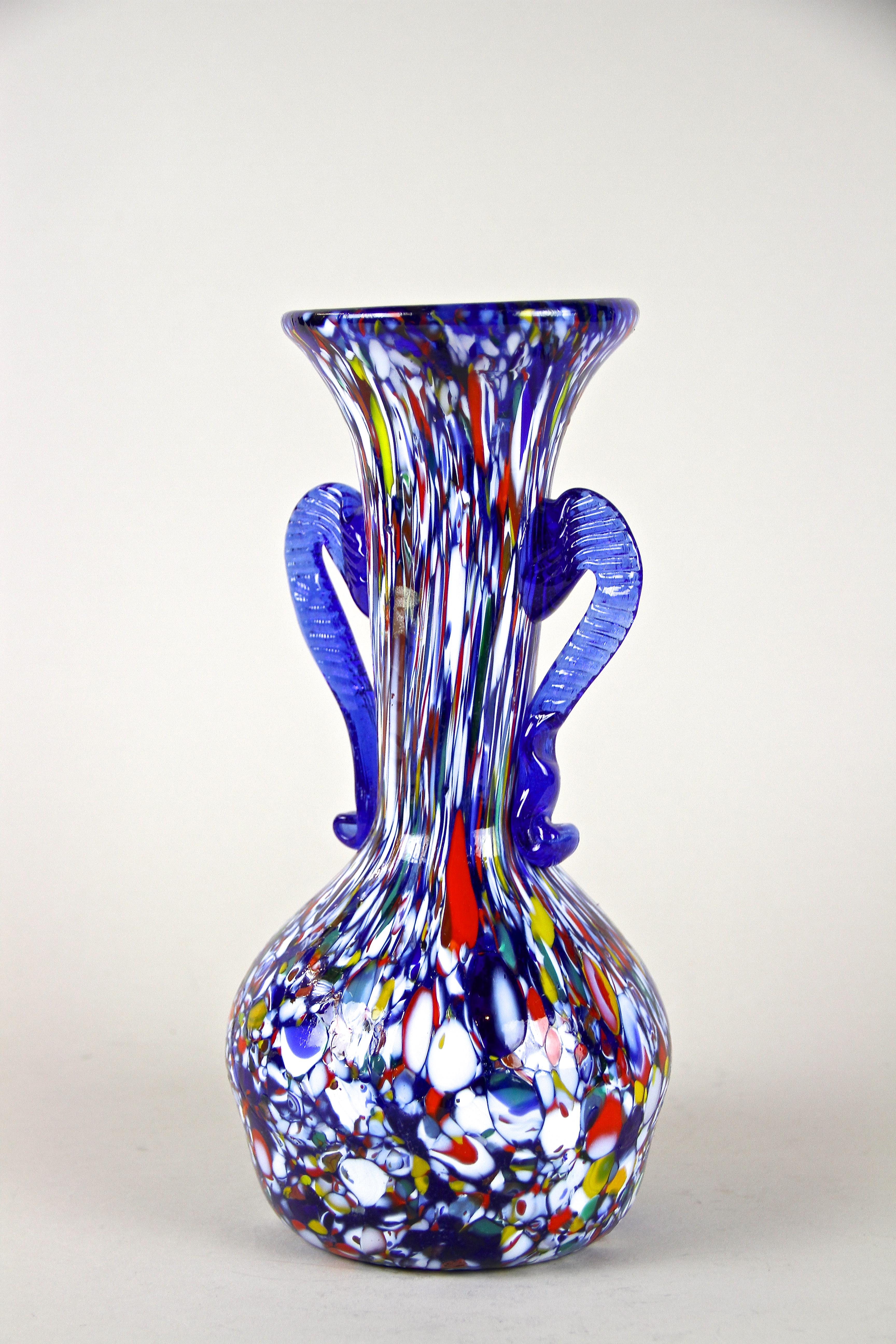 Mid-Century Modern Mid-Century Multicolor Murano Glass Vase by Fratelli Toso, Italy, circa 1940/50 For Sale