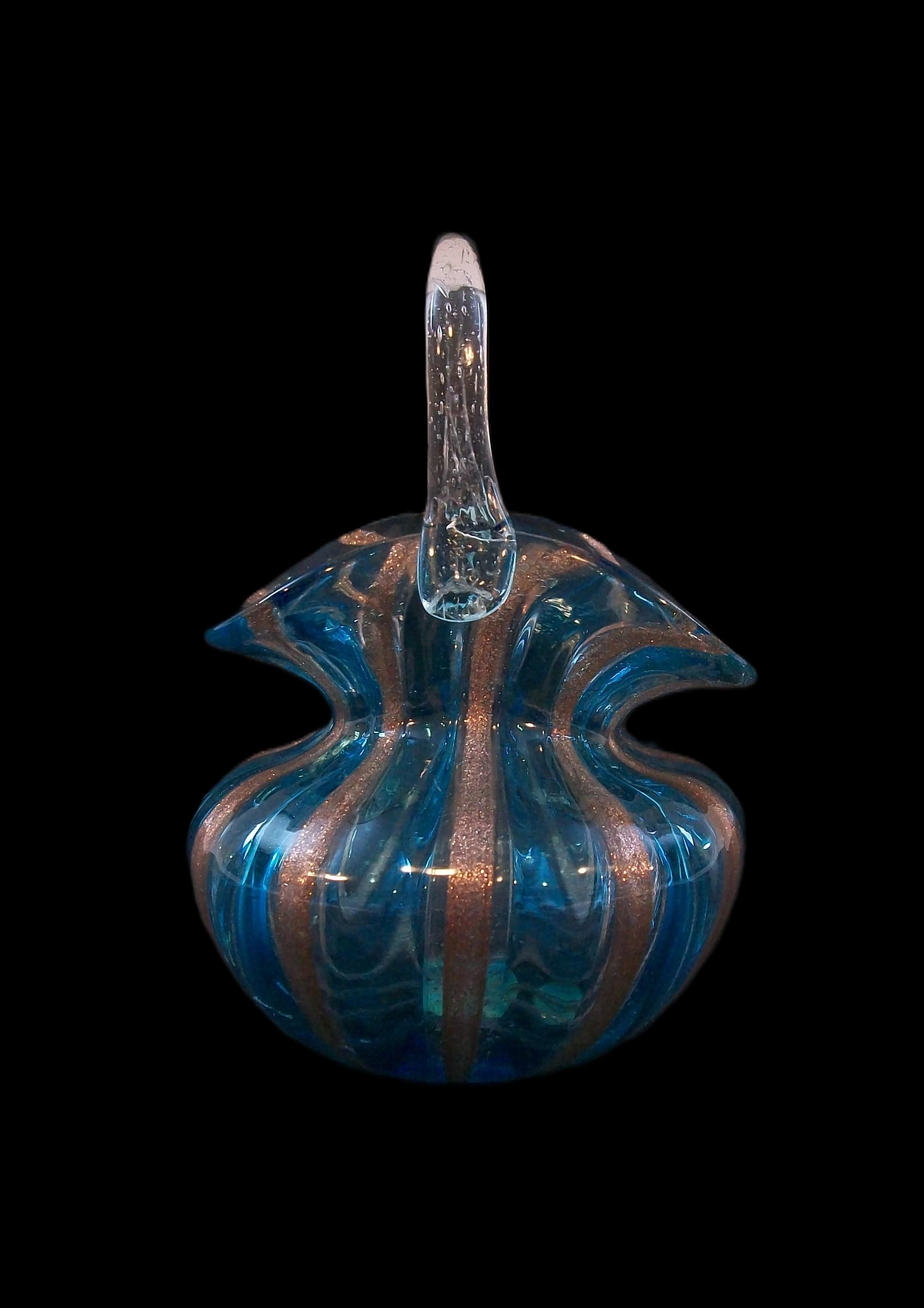 Mid Century Murano Art Glass Basket w/ Copper Aventurine - Italy - Circa 1950's For Sale 3