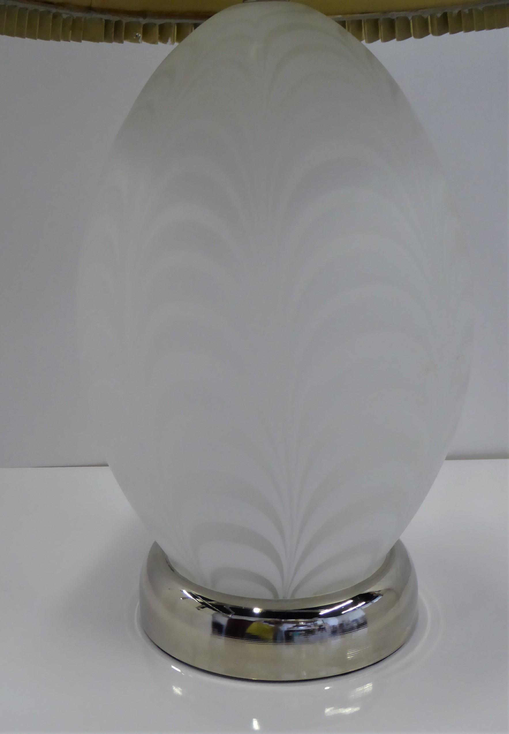 Mid Century Murano Art Glass Table Lamp with Inner Light Italy 1982 6