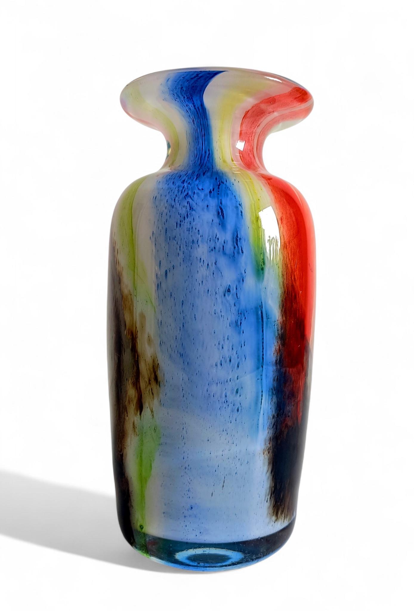 Mid-Century Murano Art Glass Vase,  Abstract Expressionist Design, Italy, 1960s For Sale 3