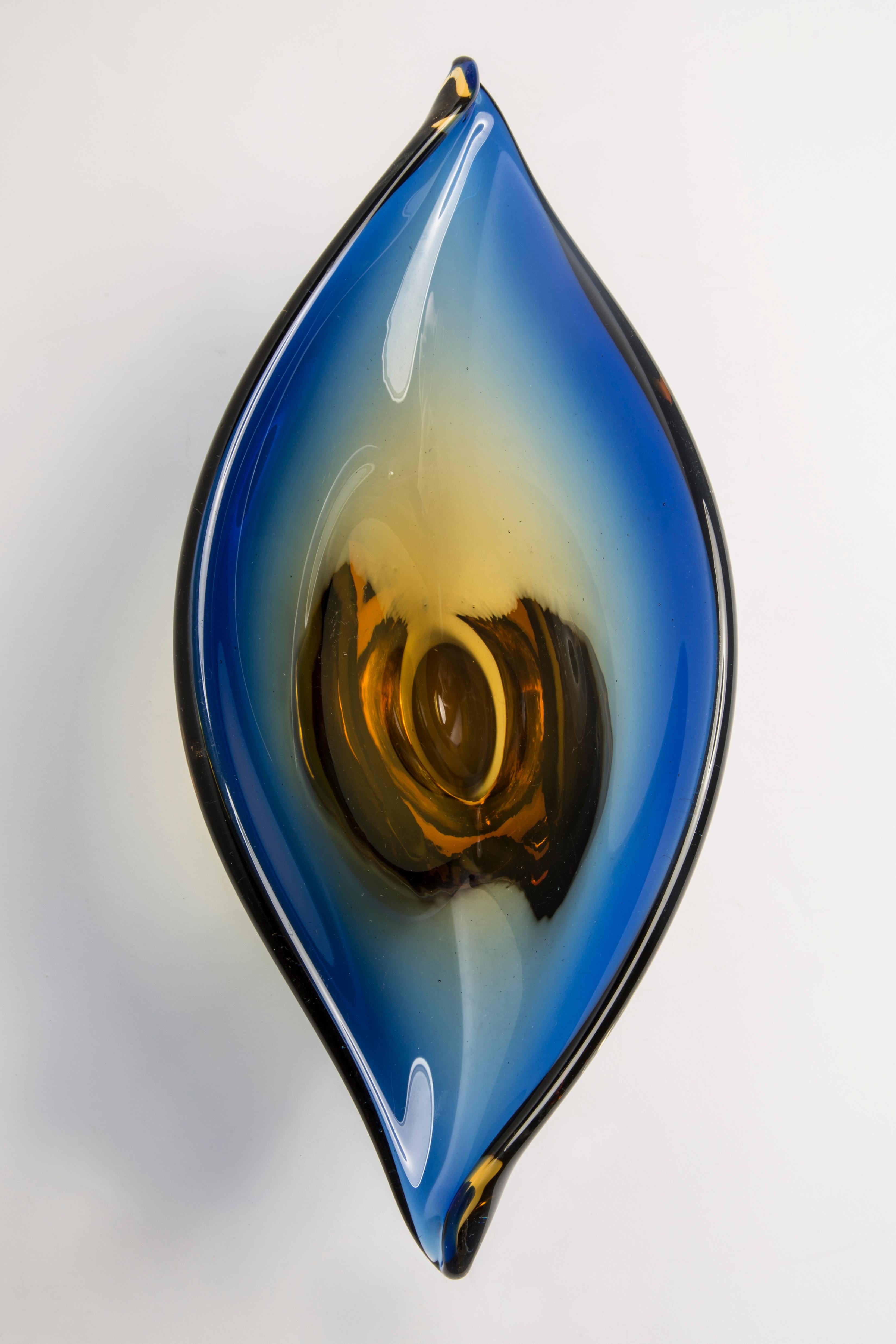 Midcentury Murano Blue and Yellow Glass Bowl Plate, Italy, 1970s 5