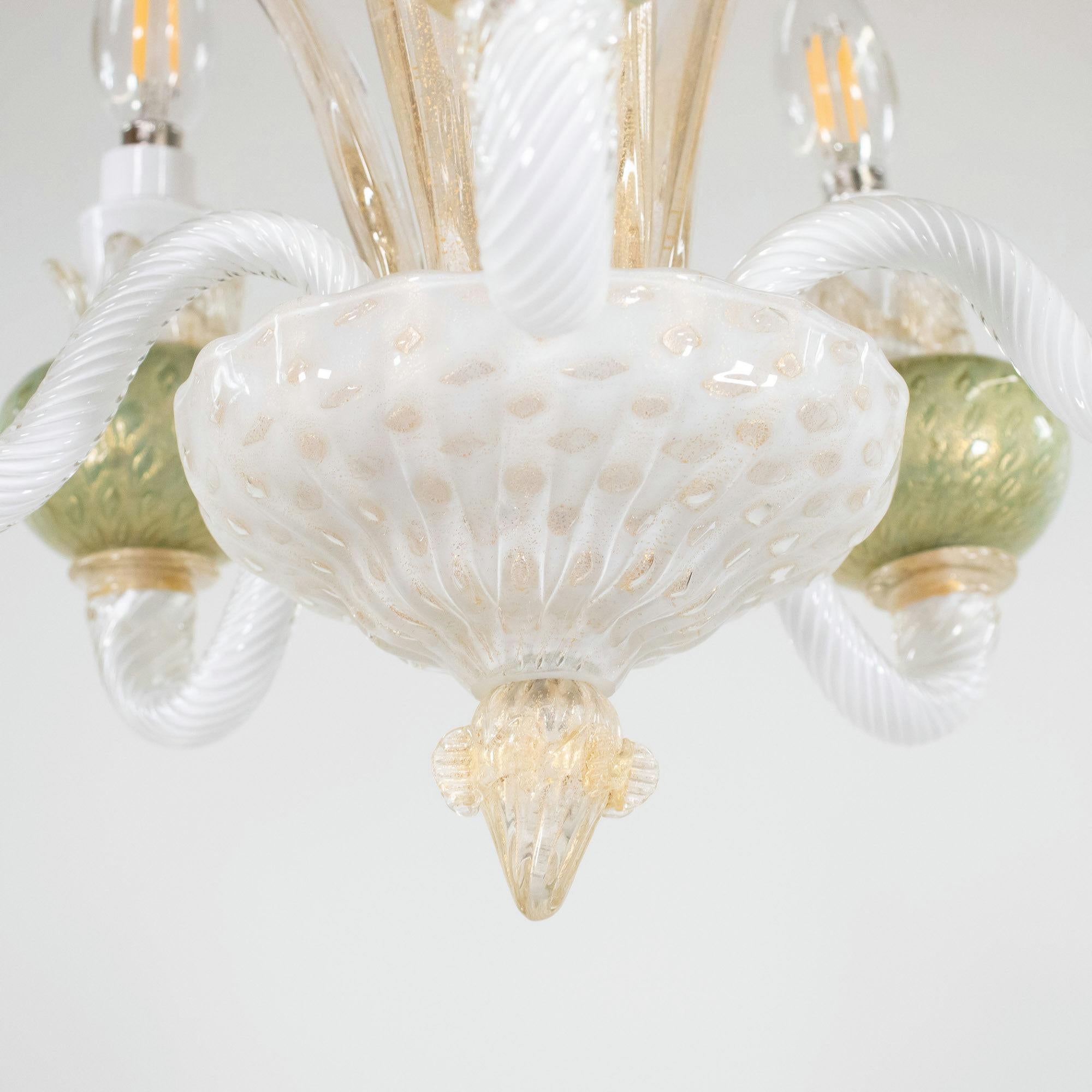 Lampadario di Murano di metà secolo con melograni verdi in vendita 1