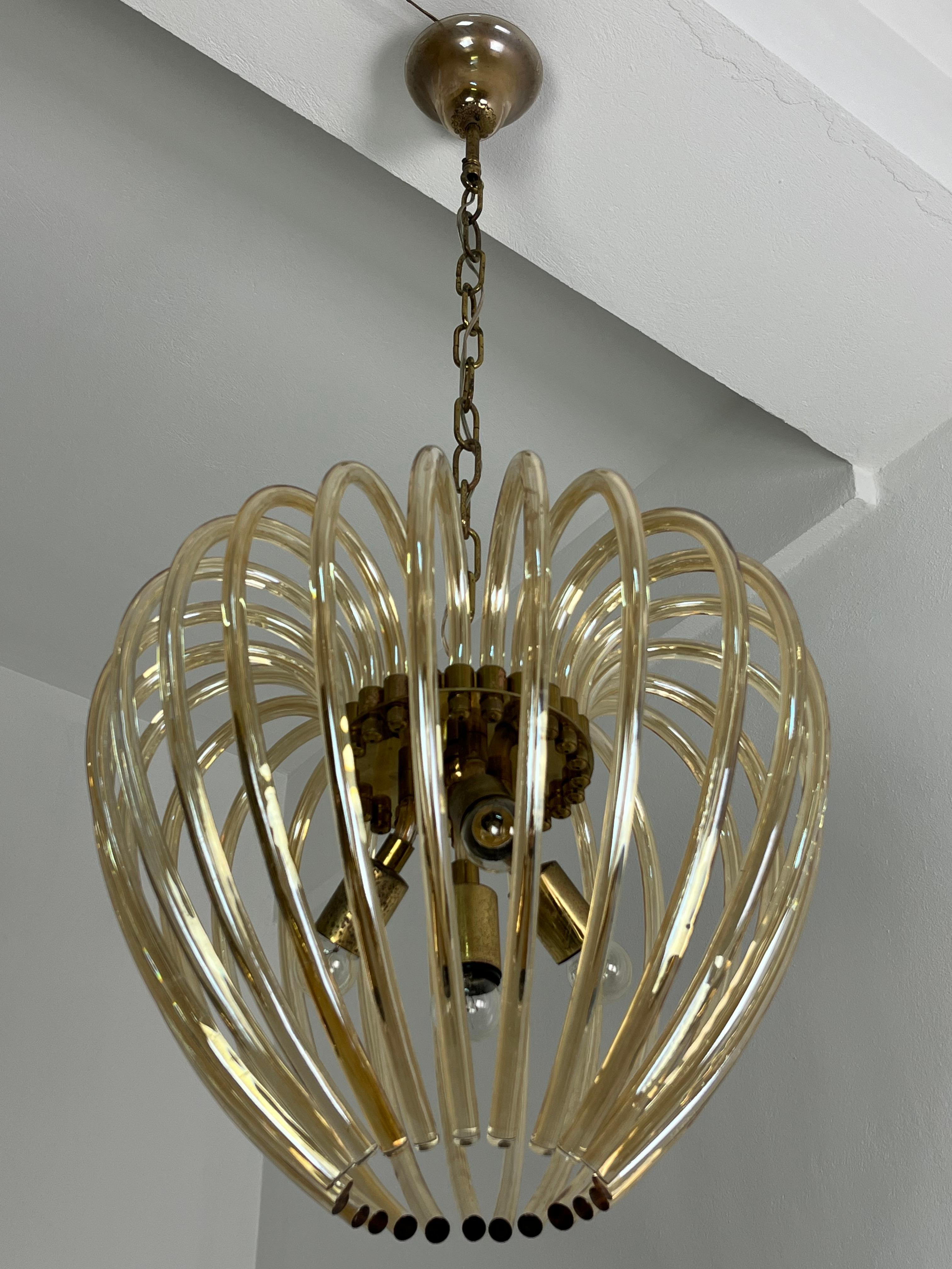 Lampadario a 4 luci in vetro di Murano e ottone della metà del secolo scorso attribuito a Venini, 1950 In condizioni buone in vendita a Palermo, IT