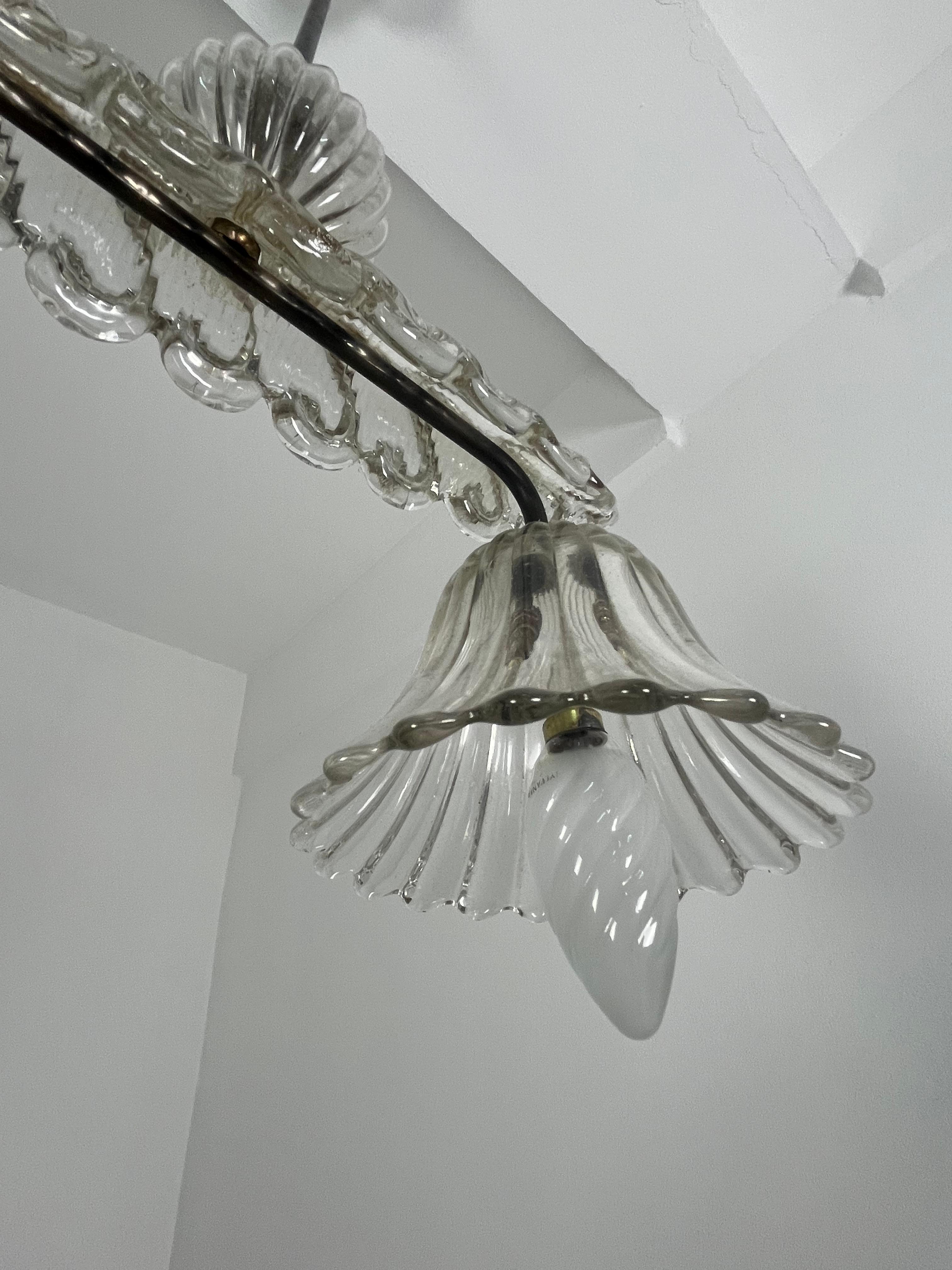 Lampadario di metà secolo in vetro di Murano e ottone di Barovier&Toso, anni '40 in vendita 2