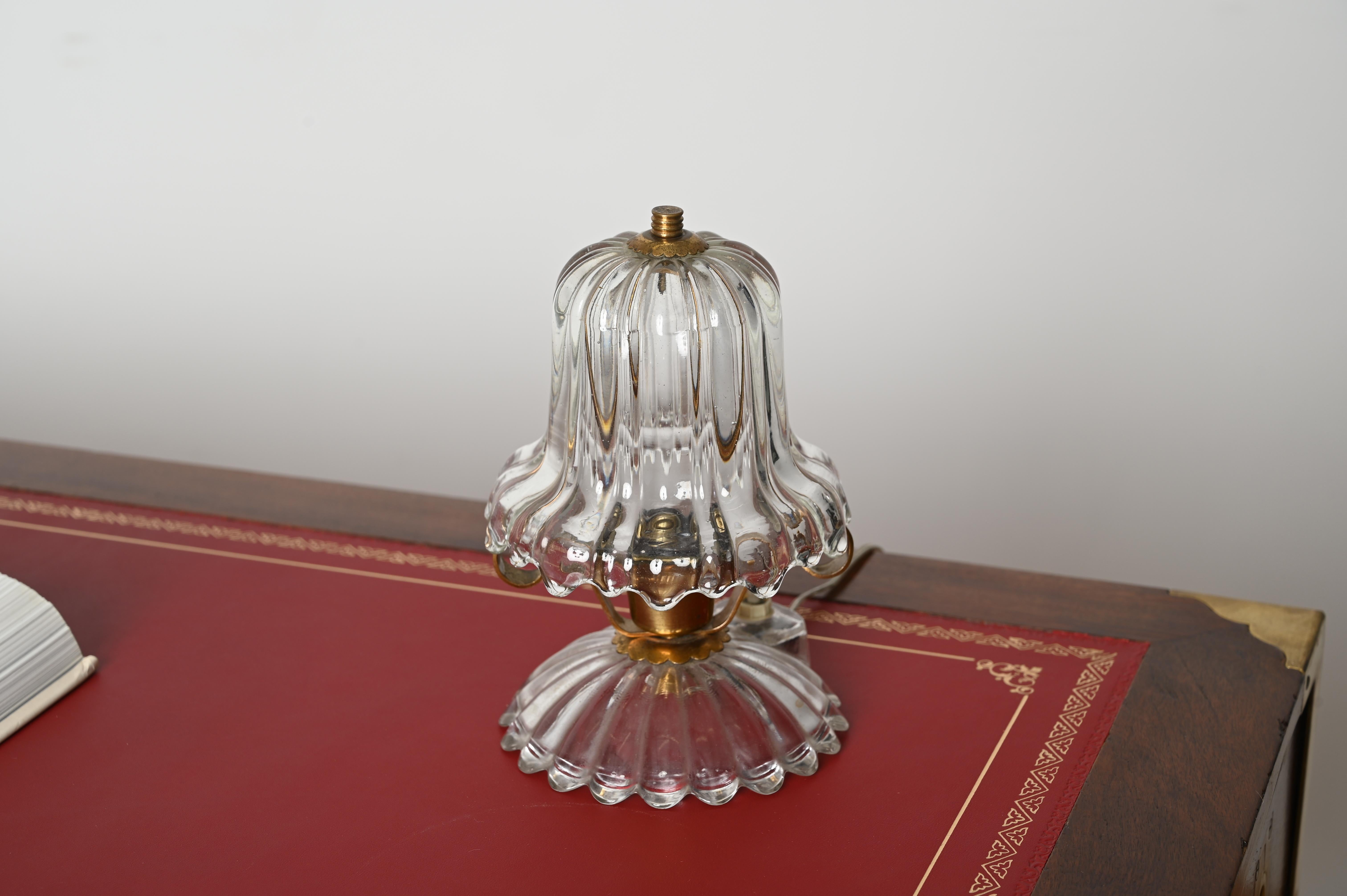 20th Century Mid-Century Murano Glass and Brass Table Lamp, Barovier, Italy, 1940s For Sale