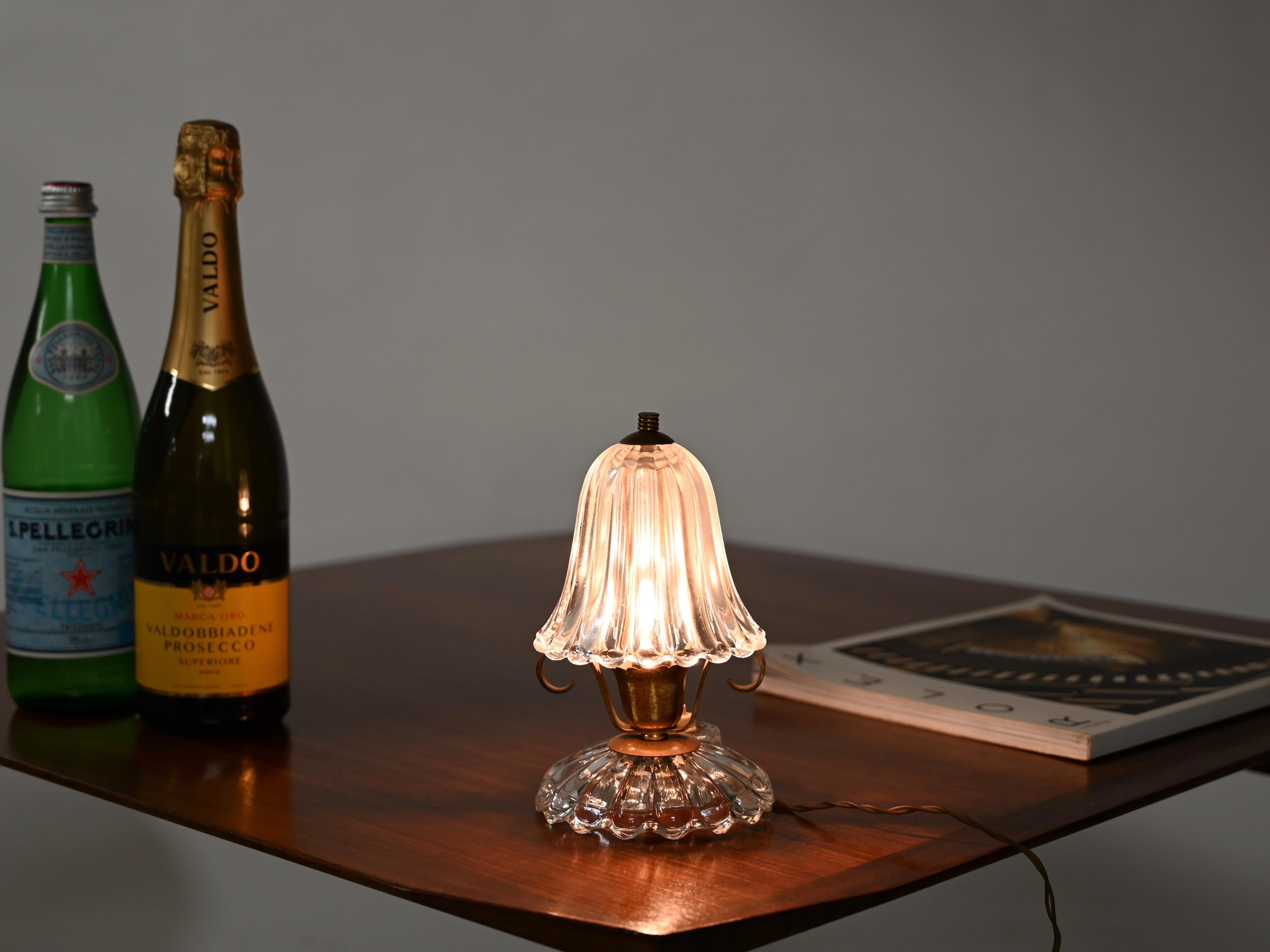 Lámpara de mesa de mediados de siglo en cristal de Murano y latón, Carlo Scarpa, Italia, años 40 en venta 1