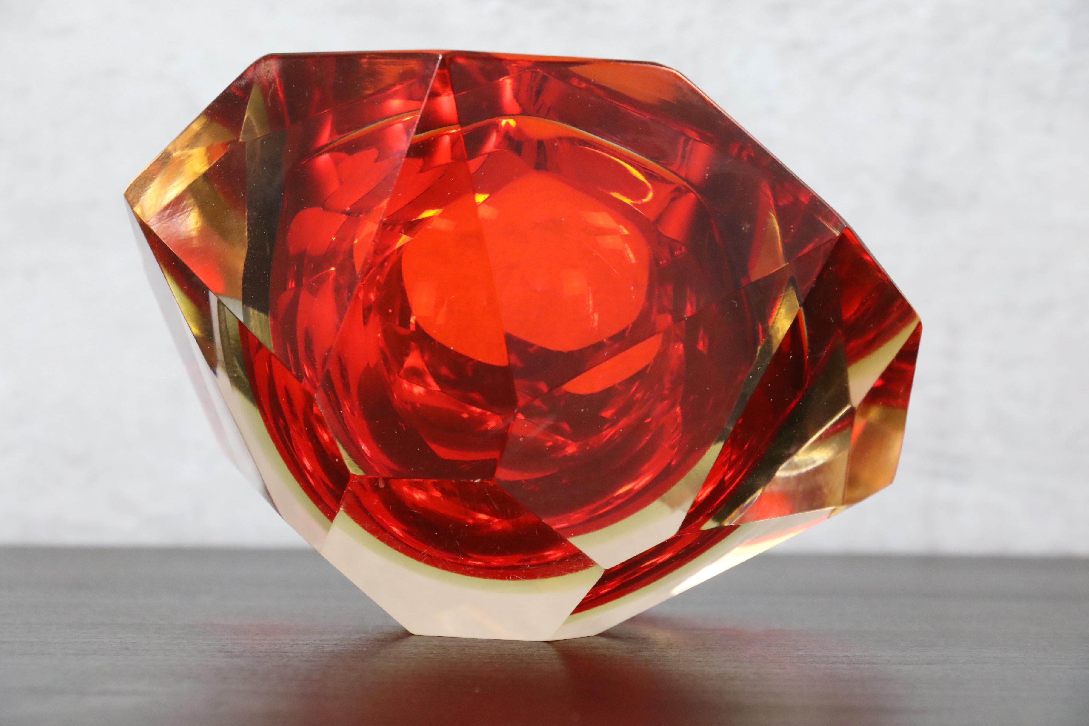 Mid-Century Murano Glass Ashtray or Bowl by Flavio Poli, Faceted Murano Glass 4