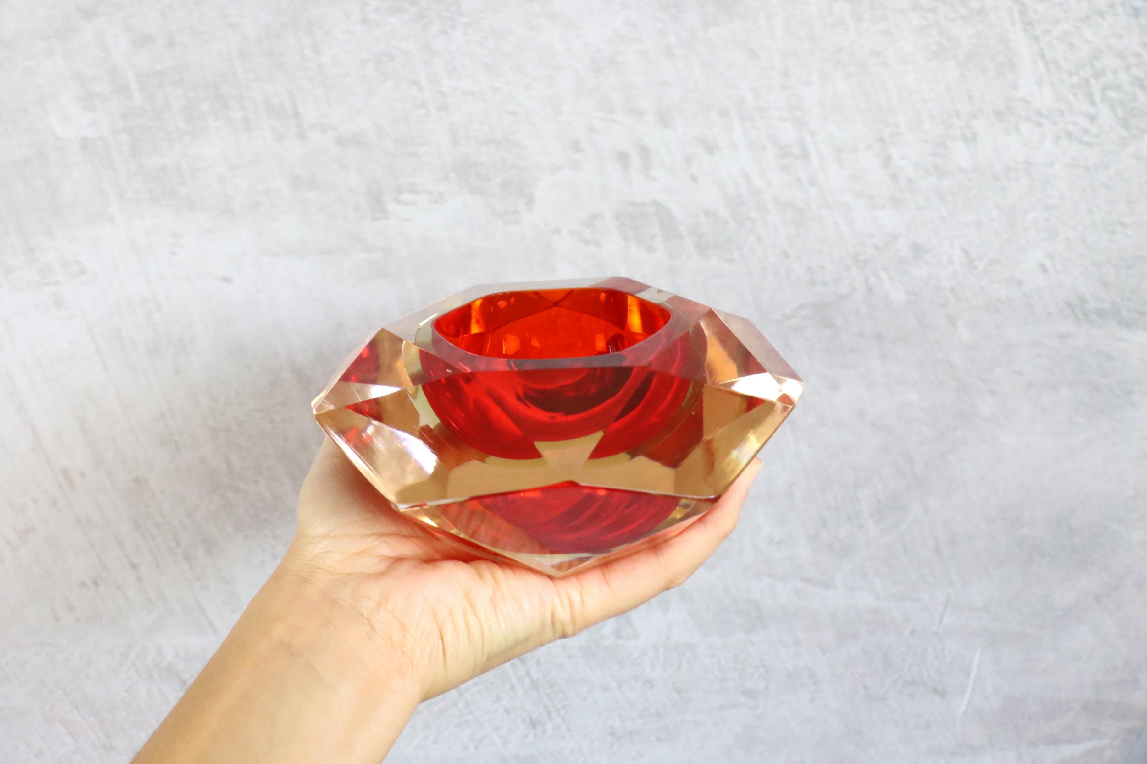 Mid-Century Murano Glass Ashtray or Bowl by Flavio Poli, Faceted Murano Glass 9