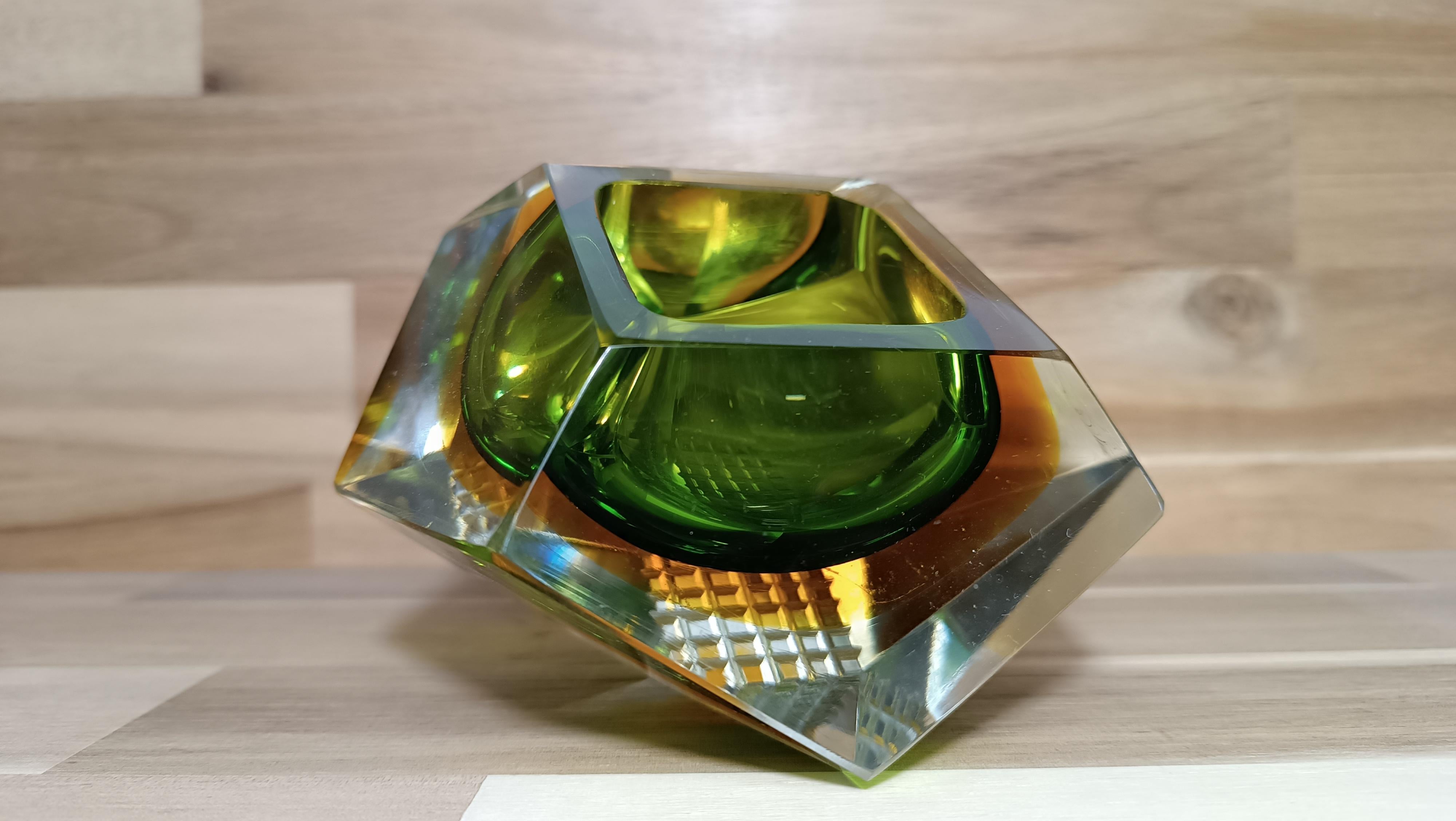 Mid-Century Murano Glass Ashtray or Bowl by Flavio Poli, Faceted Murano Glass In Good Condition For Sale In Camblanes et Meynac, FR