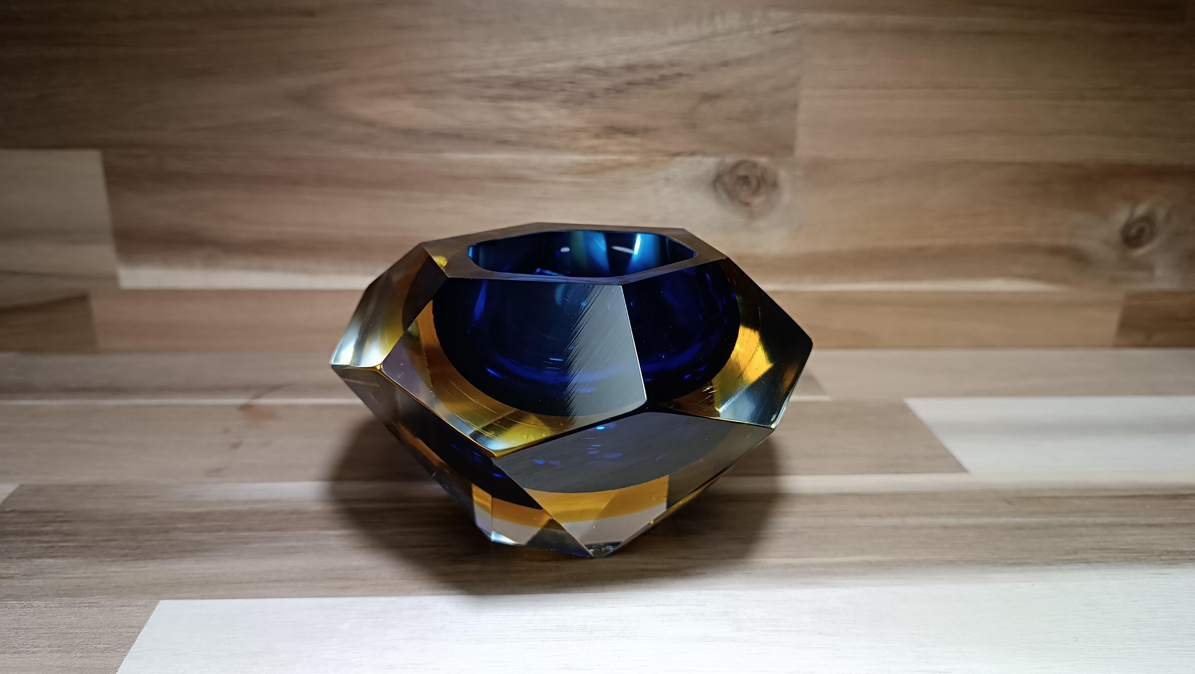 20th Century Mid-Century Murano Glass Ashtray or Bowl by Flavio Poli, Sommerso Murano Glass For Sale