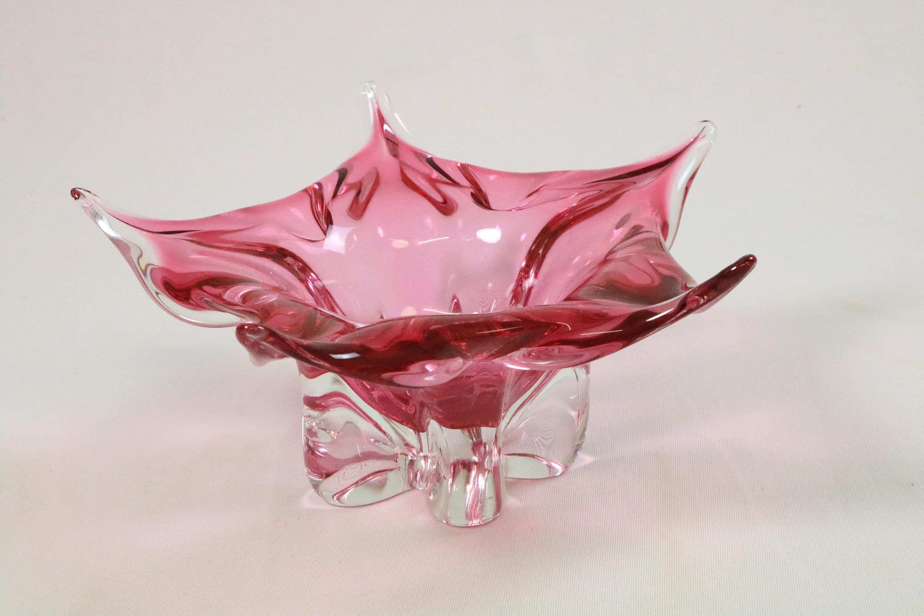 Mid-Century Murano Glass Bowl, Dark Pink, 1970s For Sale 1