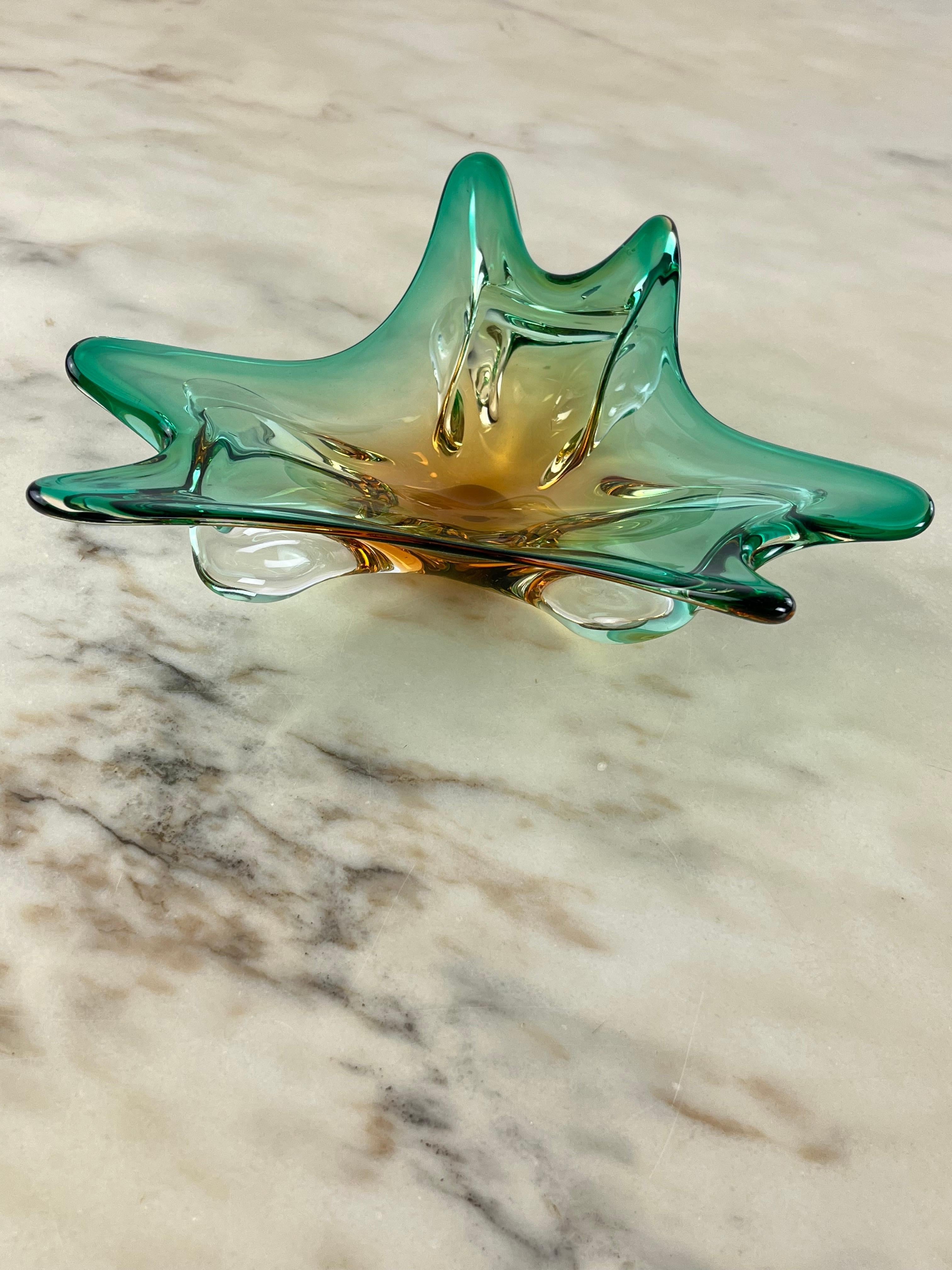 Mid-Century Murano Glass Bowl Italian Design 1960s For Sale 1