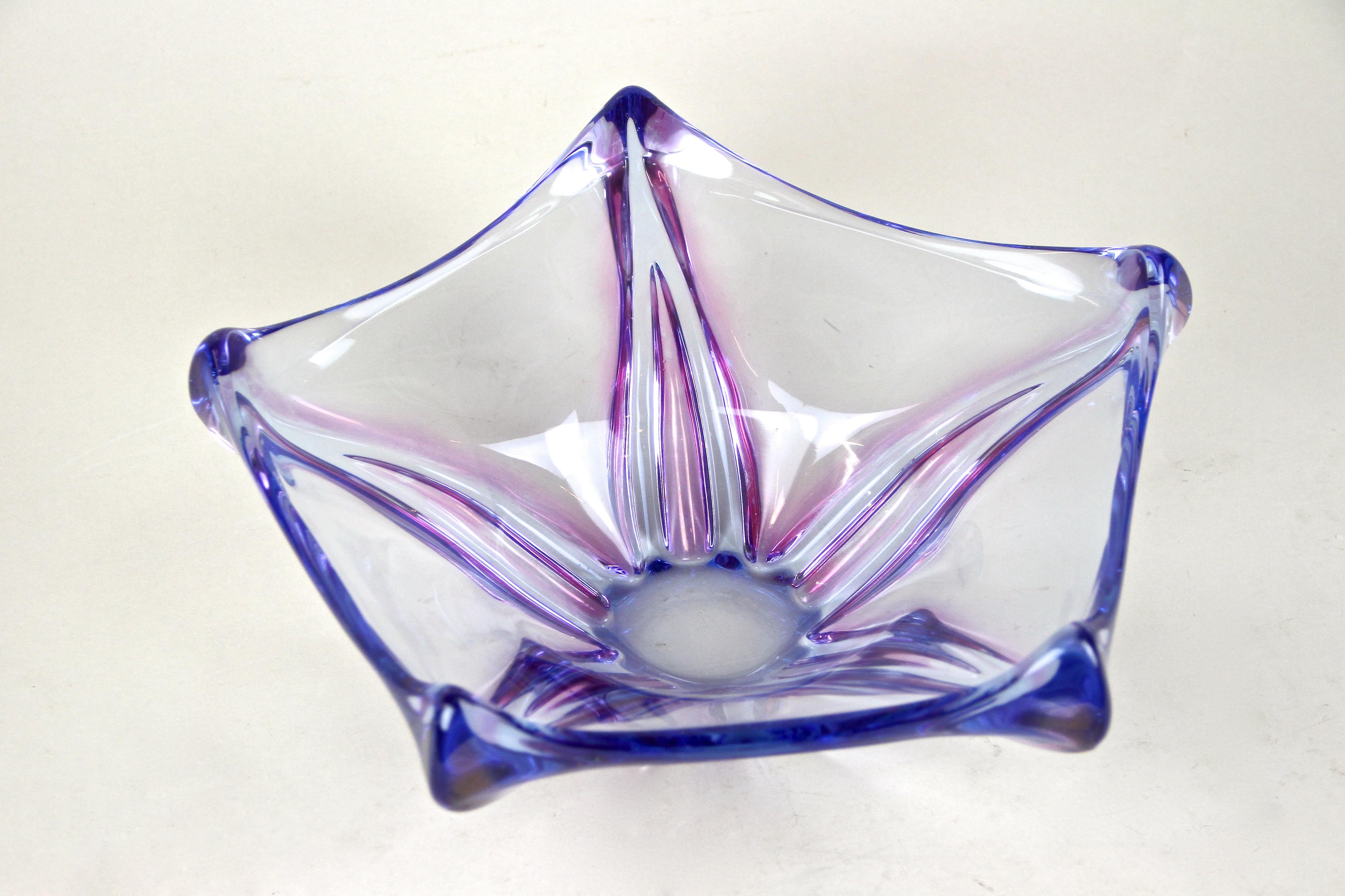 Mid-Century Murano Glass Bowl Pentagonal, Italy, circa 1960/70 In Good Condition In Lichtenberg, AT