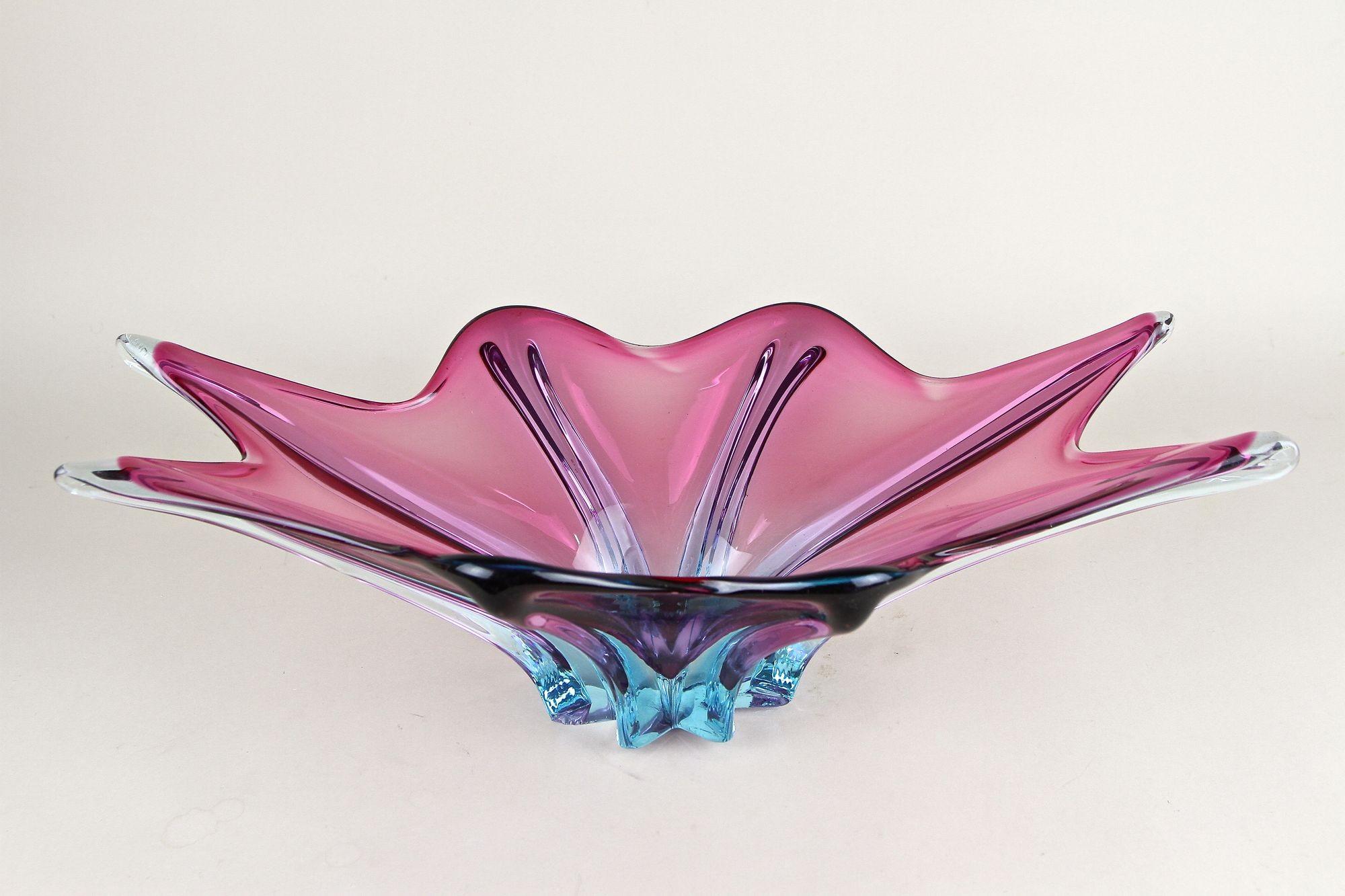 Murano-Glasschale aus der Mitte des Jahrhunderts, lila/blaue Töne, Italien ca. 1960 im Angebot 1