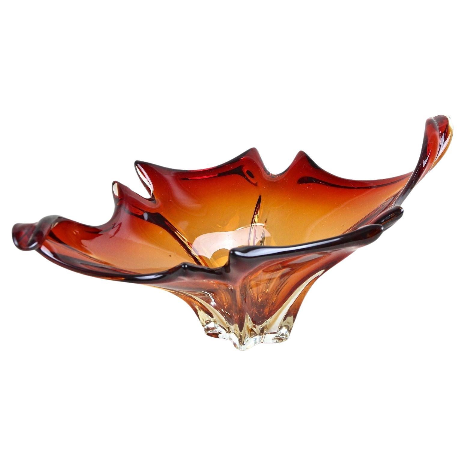 Bol en verre Murano du milieu du siècle - tons rouge/ orange, Italie, vers 1960/70