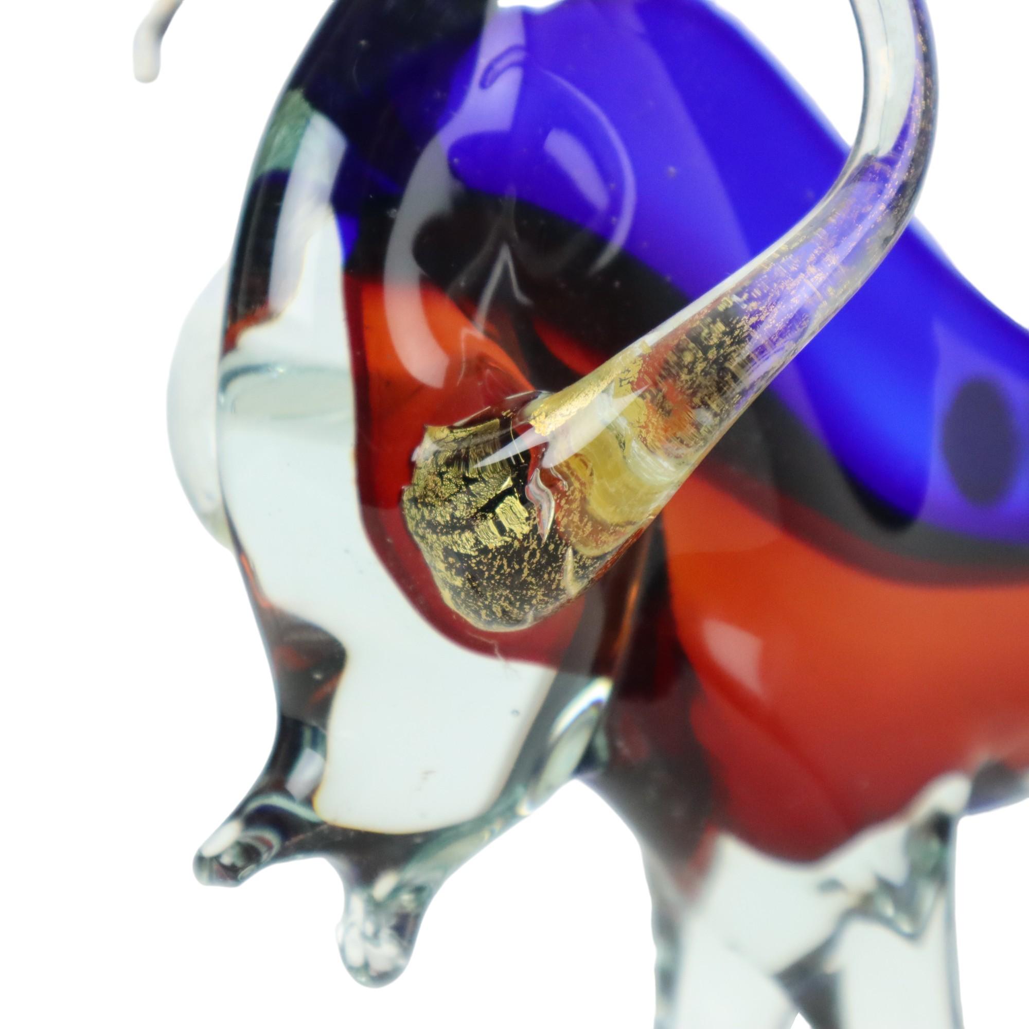 Hand-Crafted Mid Century Murano Glass Bull Sculpture Statue Somerso Glass Art For Sale