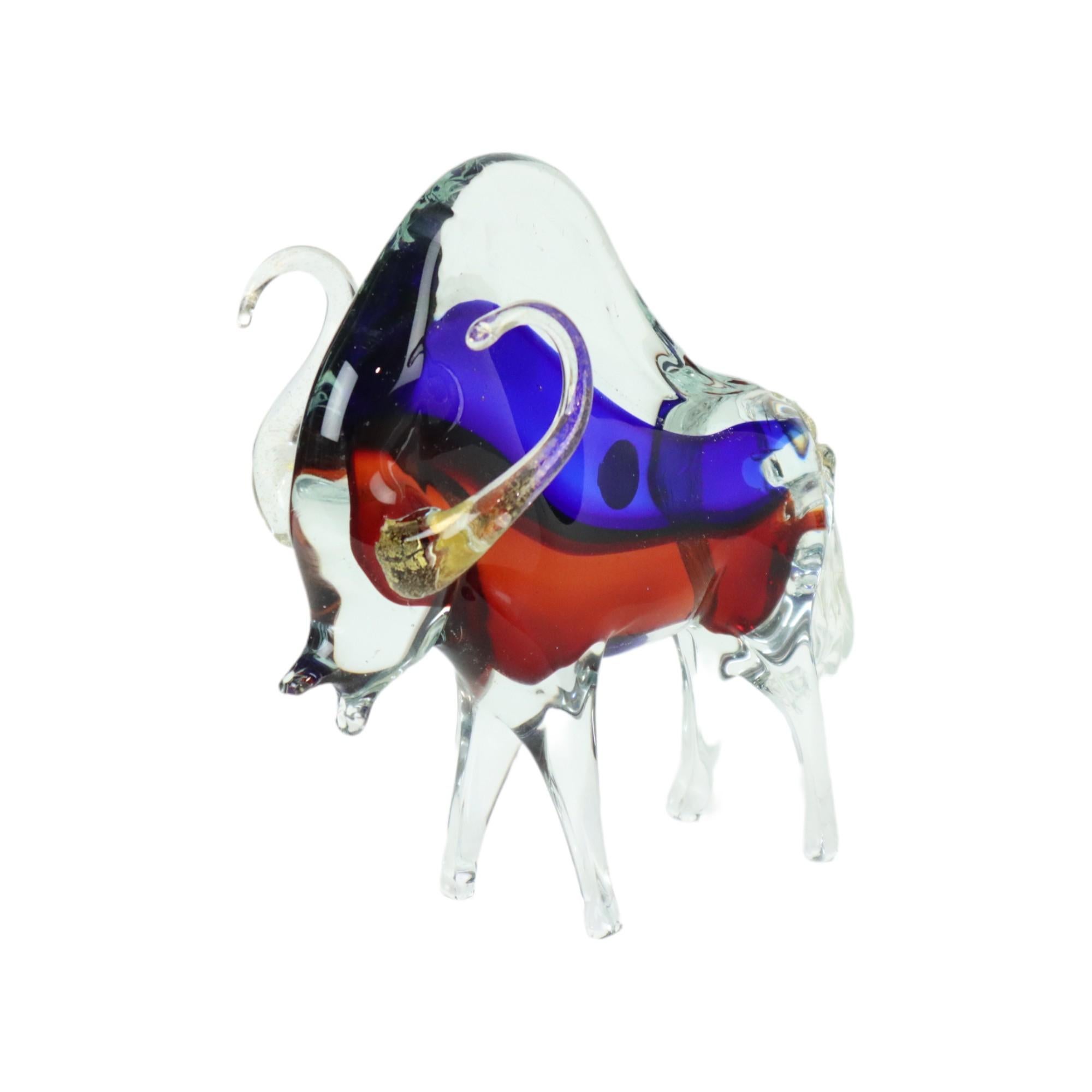 Mid Century Murano Glass Bull Sculpture Statue Somerso Glass Art In Good Condition For Sale In Poperinge, BE