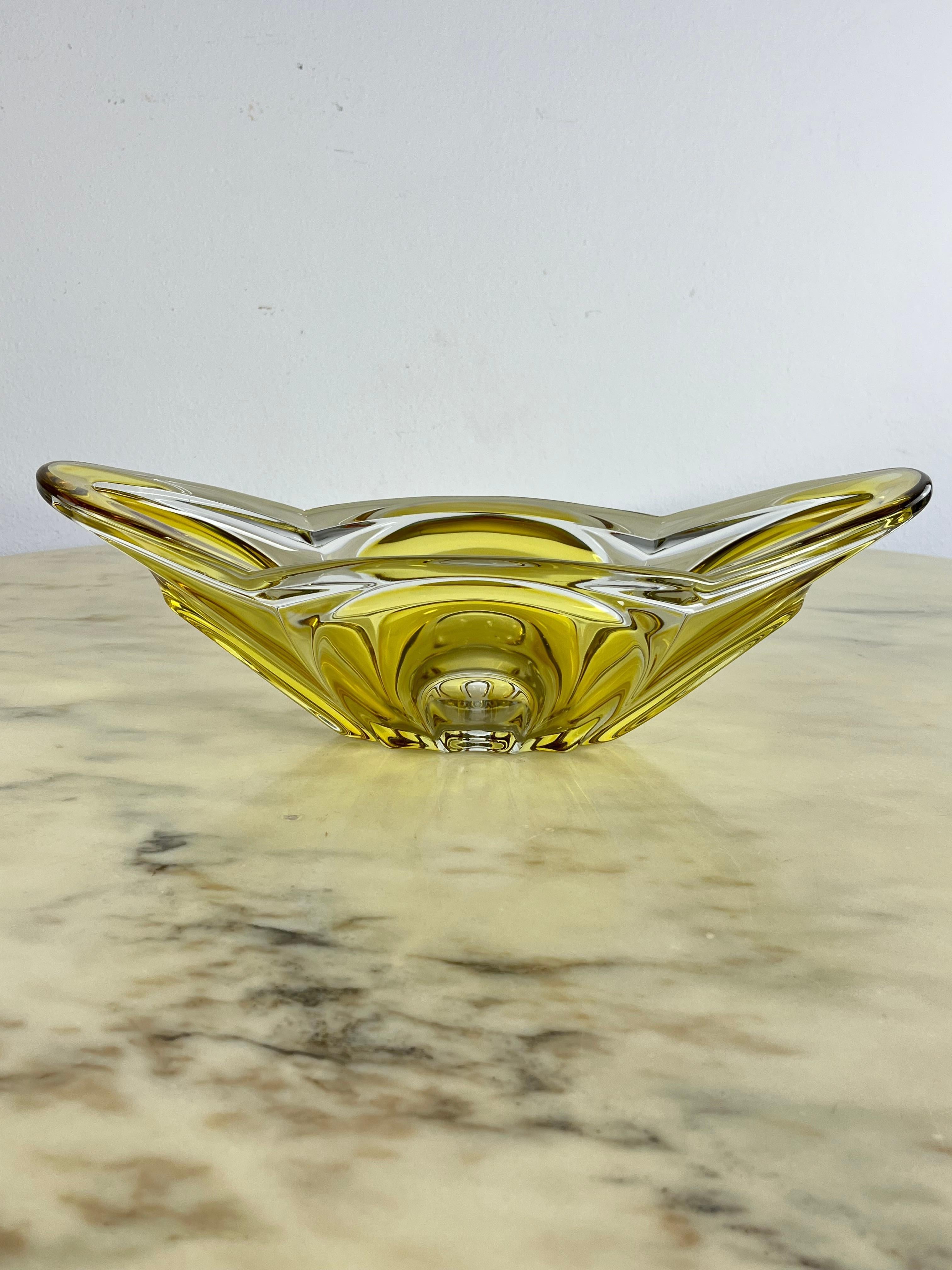 Mid-20th Century Mid-Century Murano Glass Centerpiece Italian Design 1960s For Sale