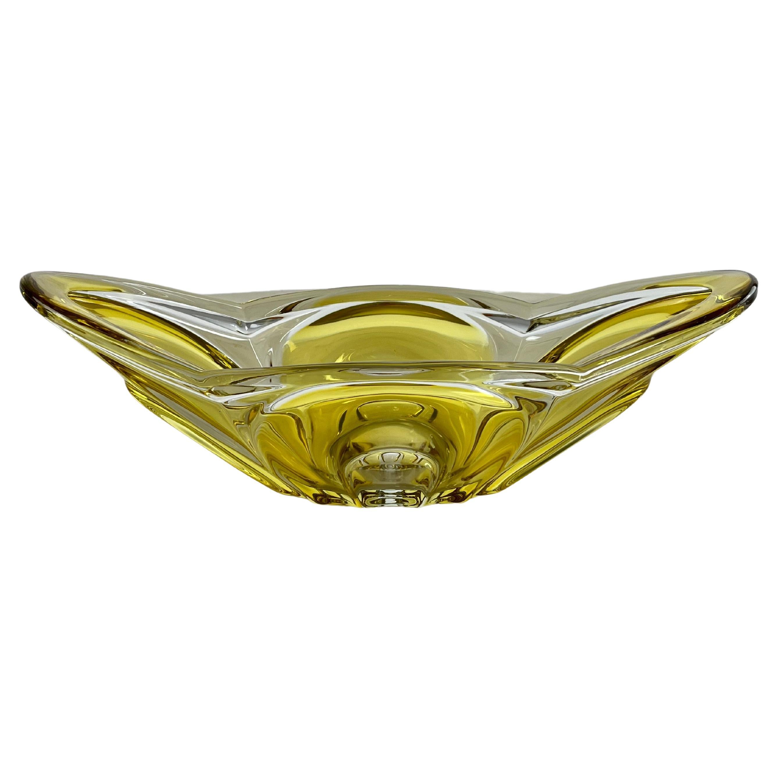 Mid-Century Murano Glass Centerpiece Italian Design 1960s For Sale