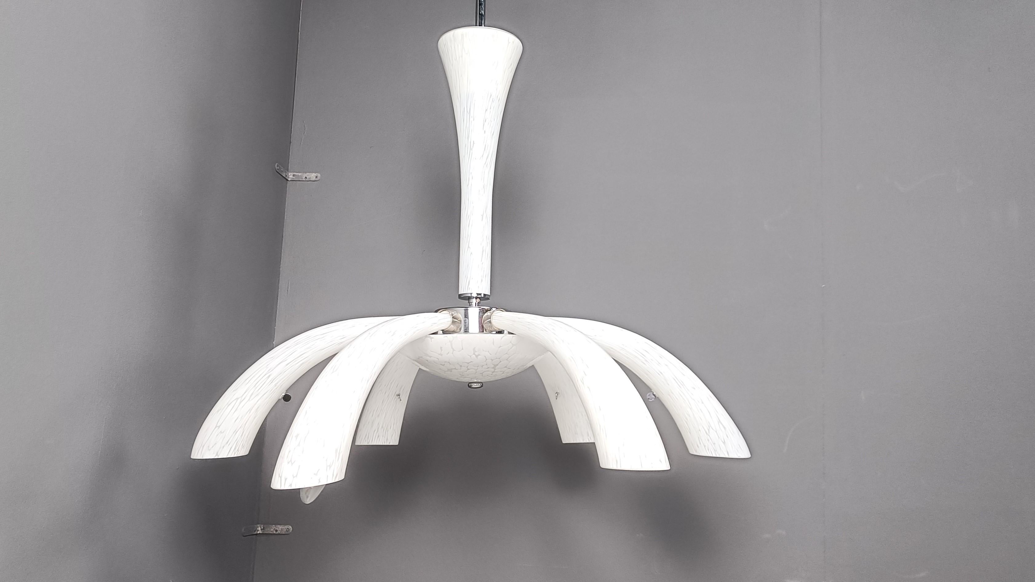 Italiano Lampadario in vetro di Murano, anni '70, metà del secolo scorso in vendita