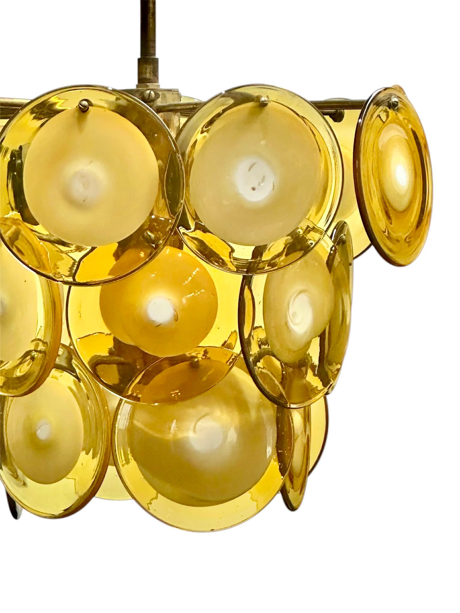 Fin du 20e siècle Lustre en verre de Murano du milieu du siècle - Circa 1970 en vente