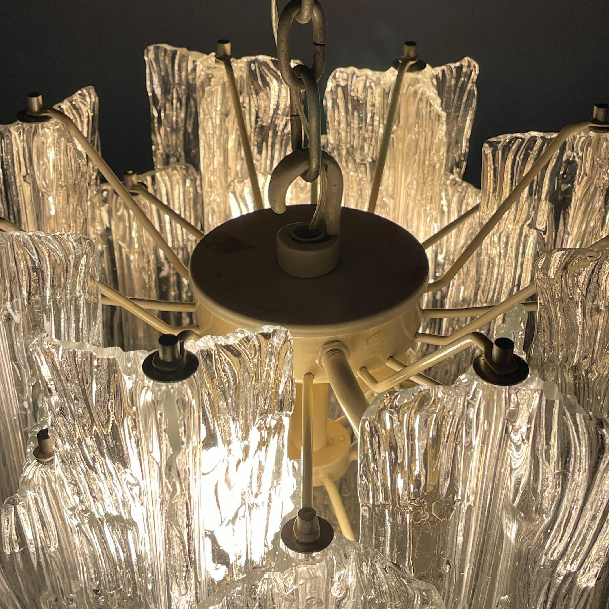 Mid-century murano glass chandelier Eliche by Venini Italy 1960s  In Good Condition For Sale In Miklavž Pri Taboru, SI