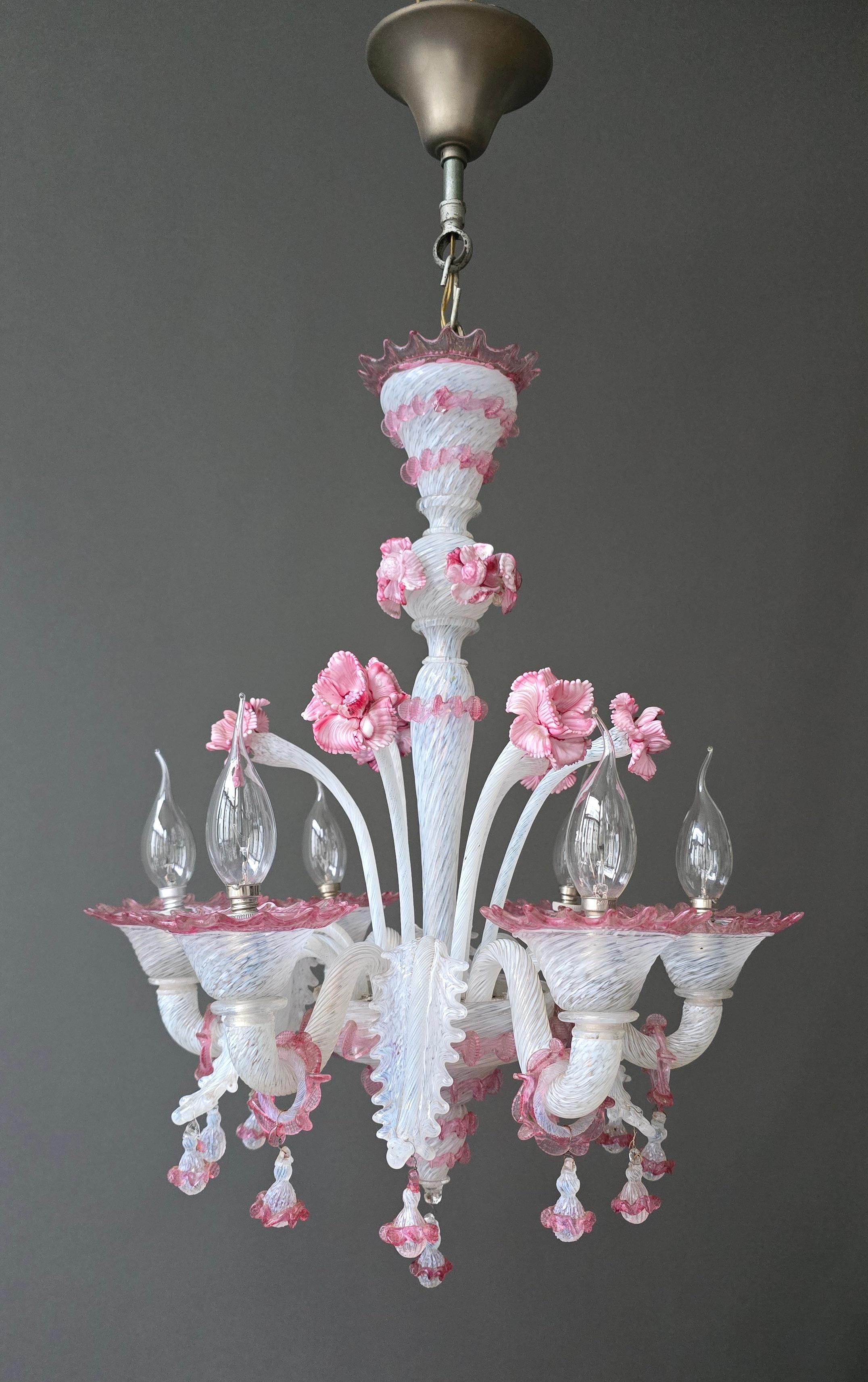 Murano-Glas-Kronleuchter aus der Jahrhundertmitte mit rosa Blumen, 6 Lichter im Angebot 5