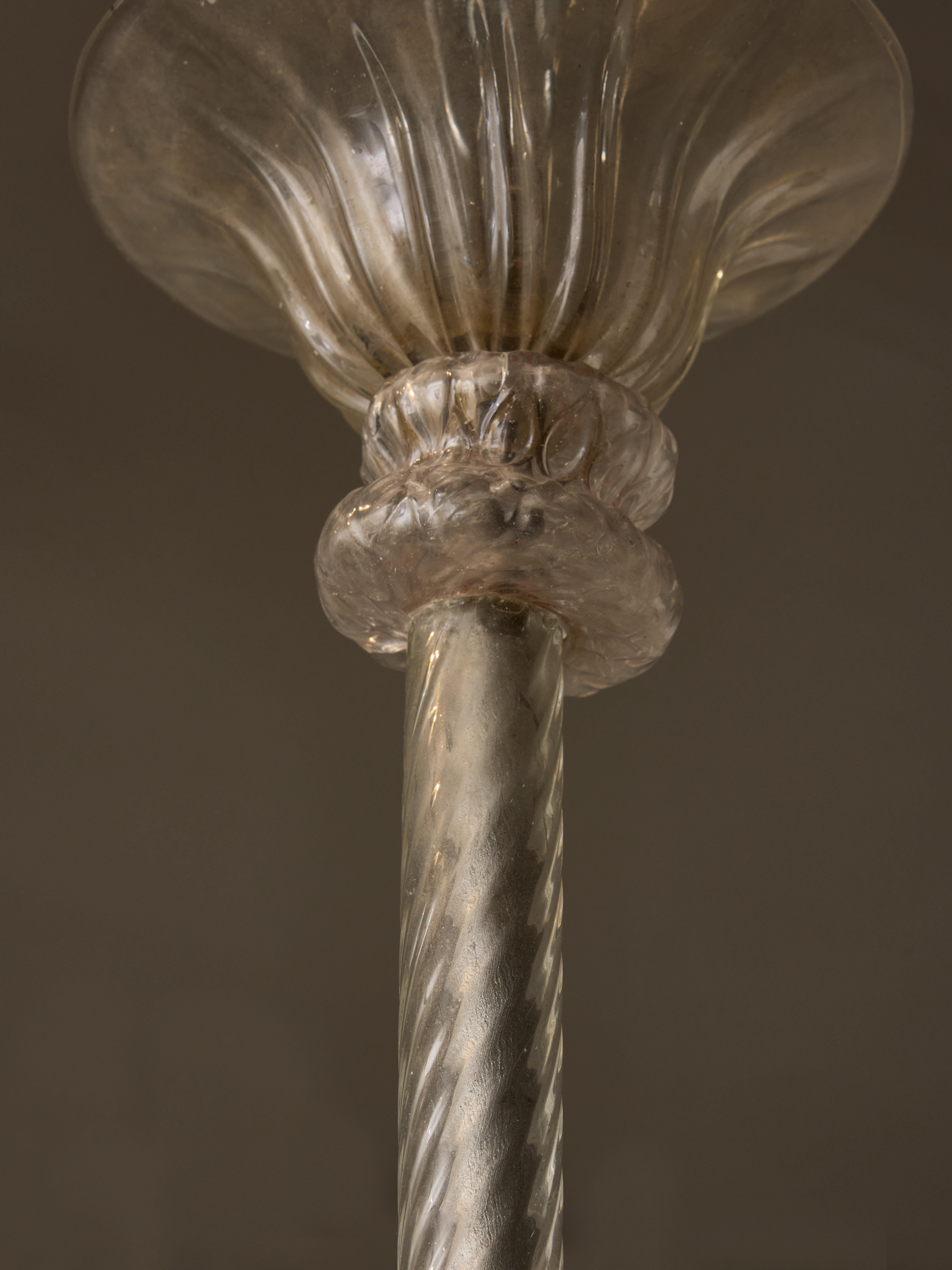 Italiano Lampadario a forma di classico in vetro di Murano del metà del secolo scorso in vendita