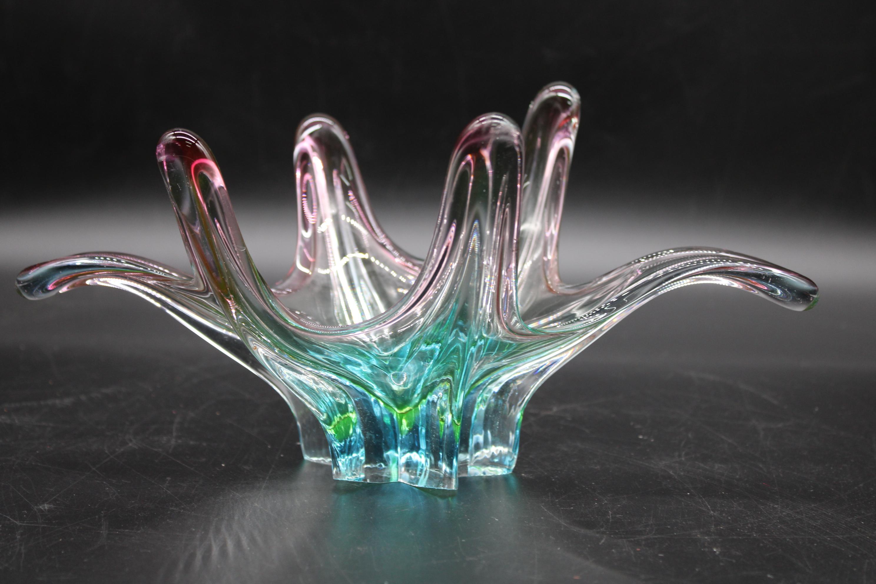 Italian Mid Century Murano Glass Colorful Centerpiece with Six Wings For Sale