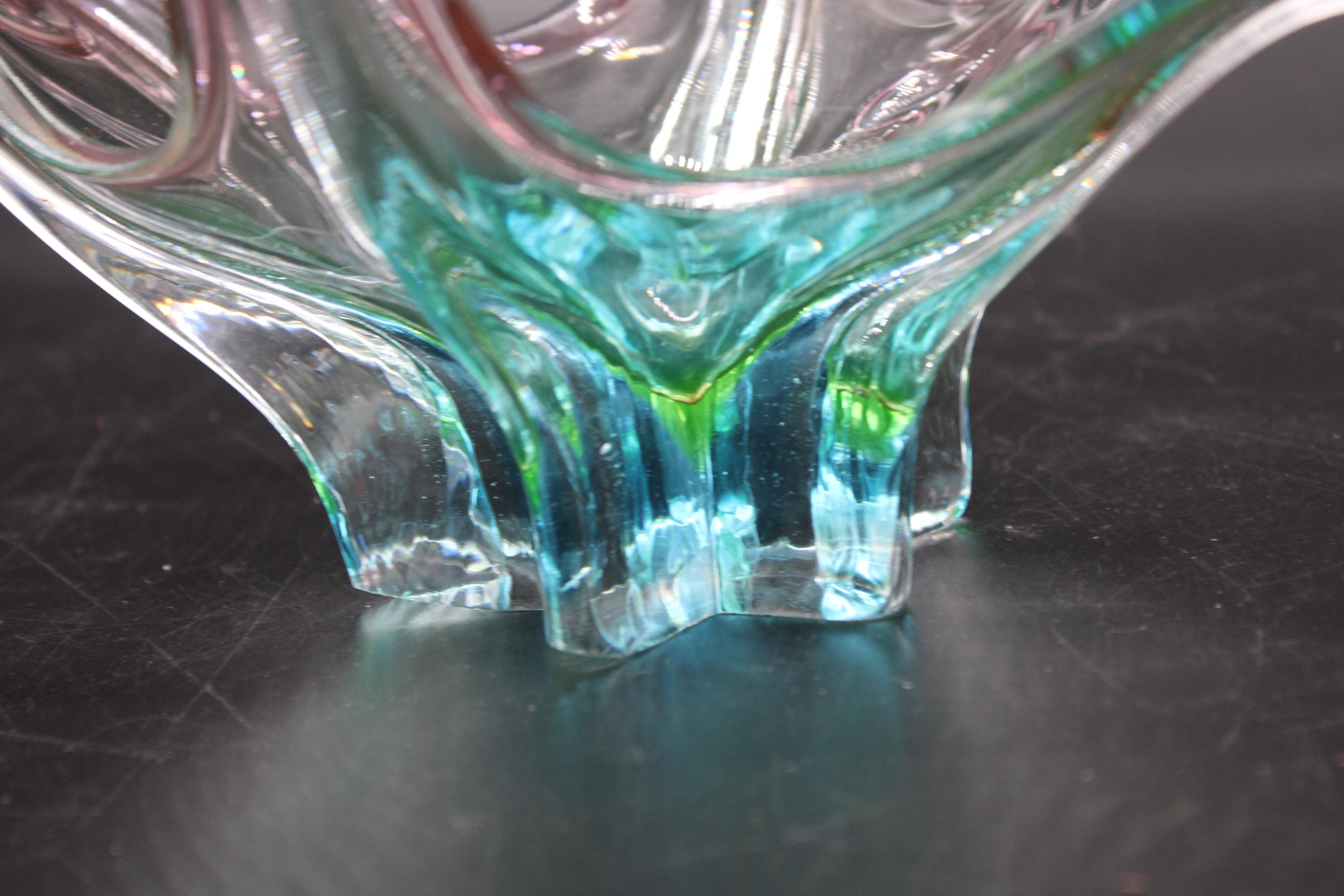 Mid Century Murano Glass Colorful Centerpiece with Six Wings For Sale 1