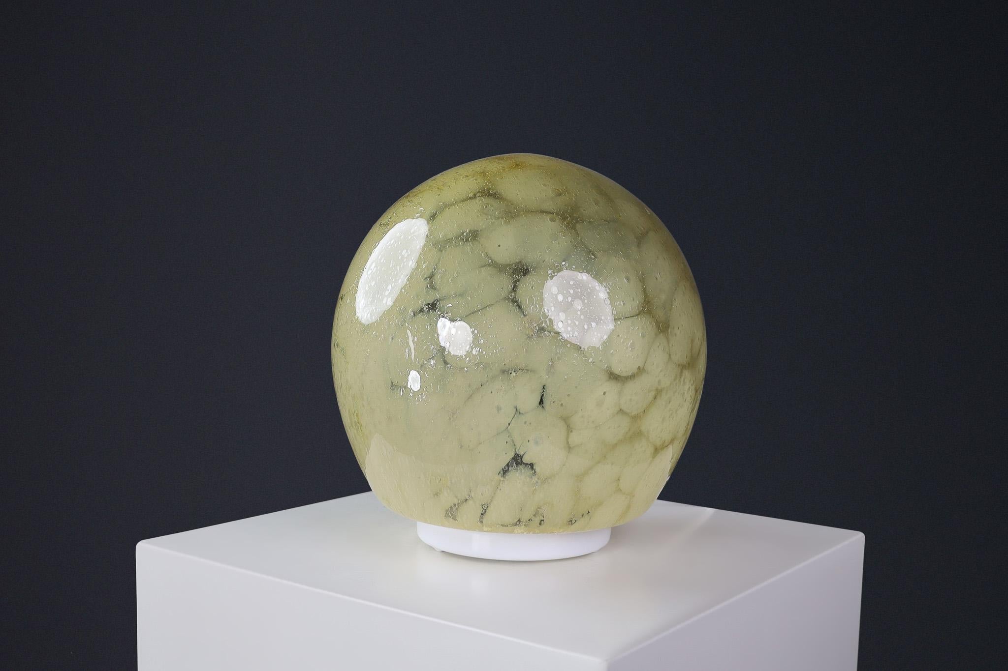 Late 20th Century Mid-Century Murano Glass Desk/Table Lamp, Italy 1970s For Sale