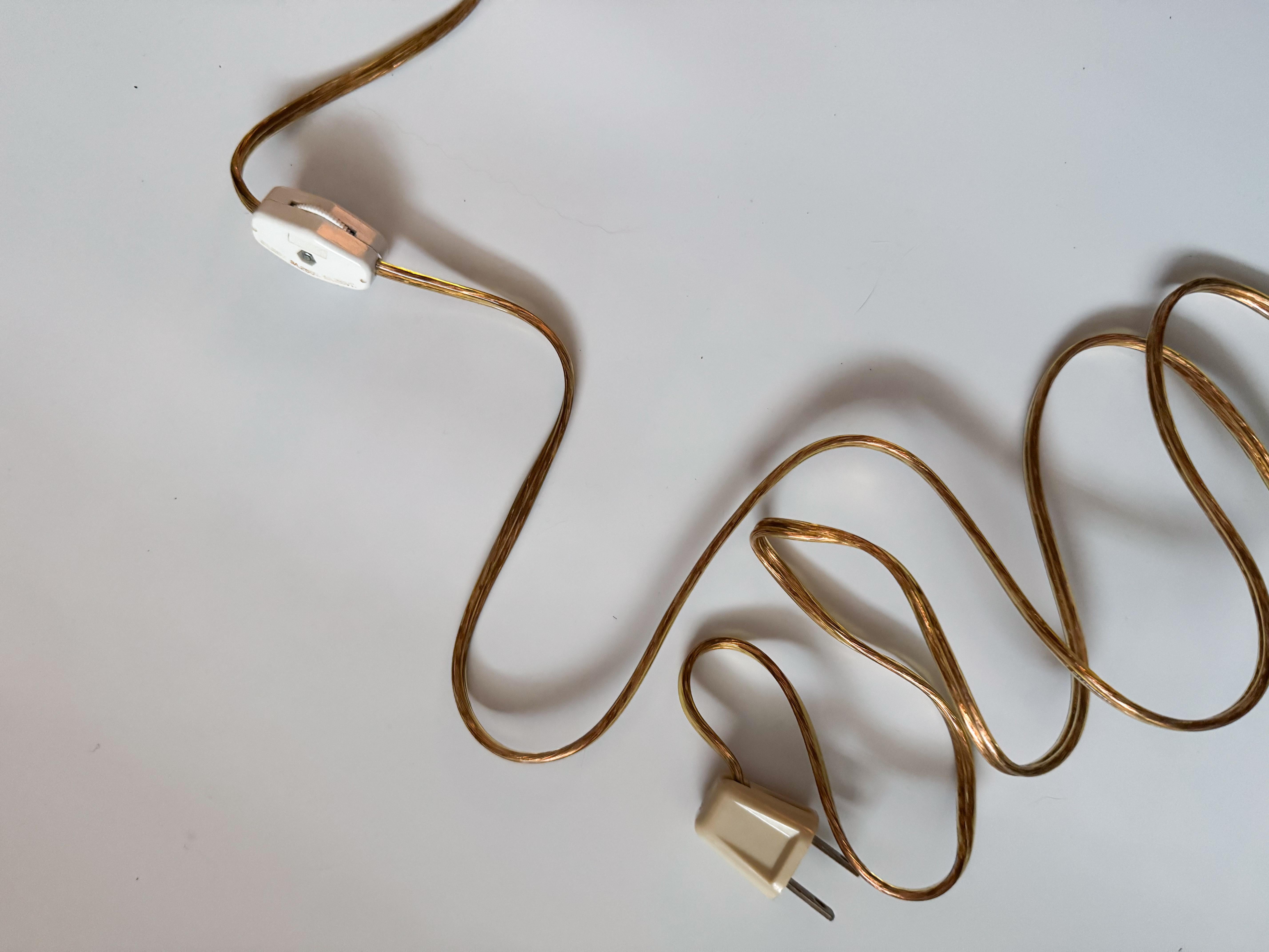 Mid Century Murano Glass Leaf Wall Brass Sconce Plug In, 1970s Italy 7
