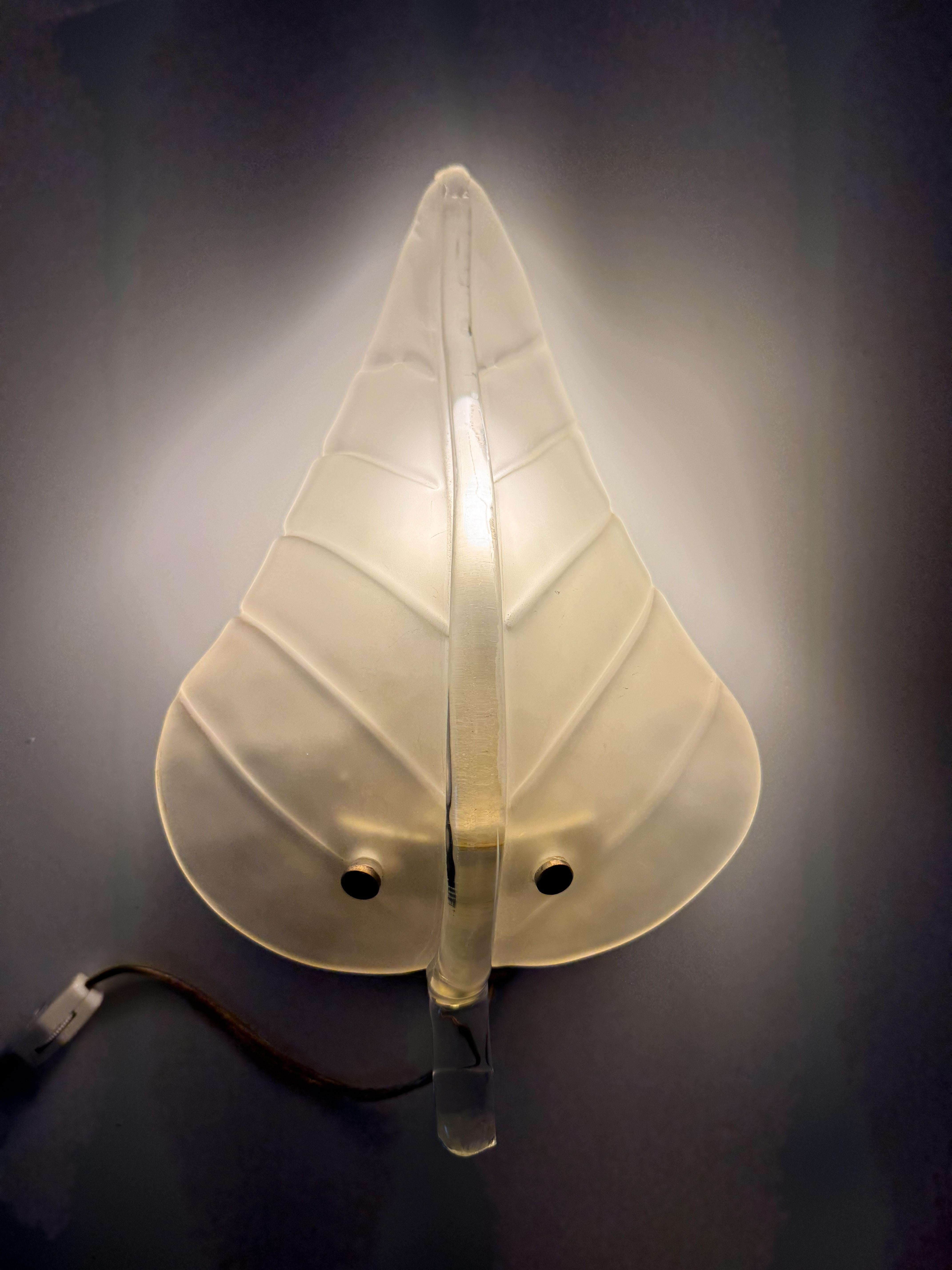 Italian Mid Century Murano Glass Leaf Wall Brass Sconce Plug In, 1970s Italy