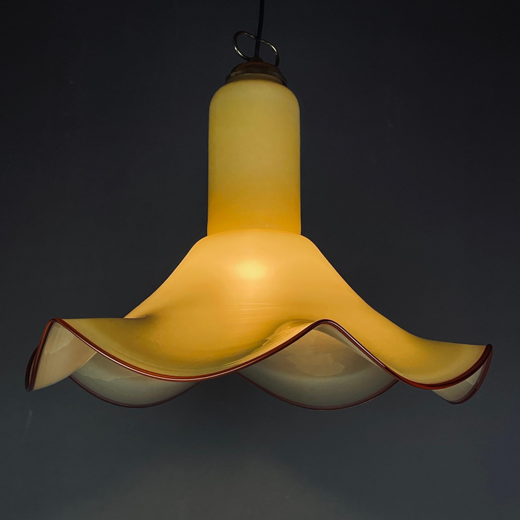 Lampe à suspension en verre de Murano mi-siècle, Italie, années 1970  en vente 2