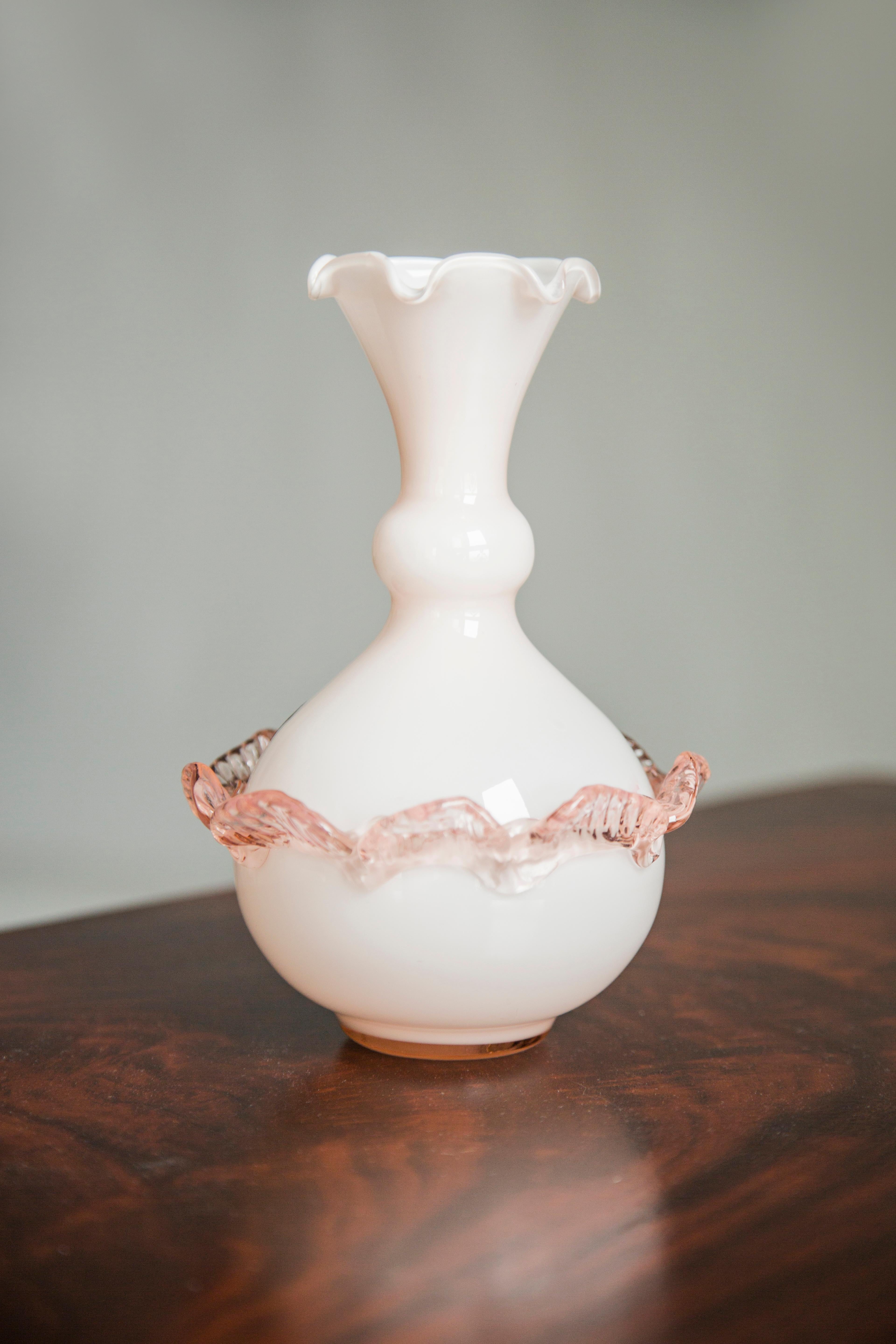 Hand-Painted Mid Century Murano Glass Pink Small Vase with a Frill, Italy, Europe, 1960s For Sale