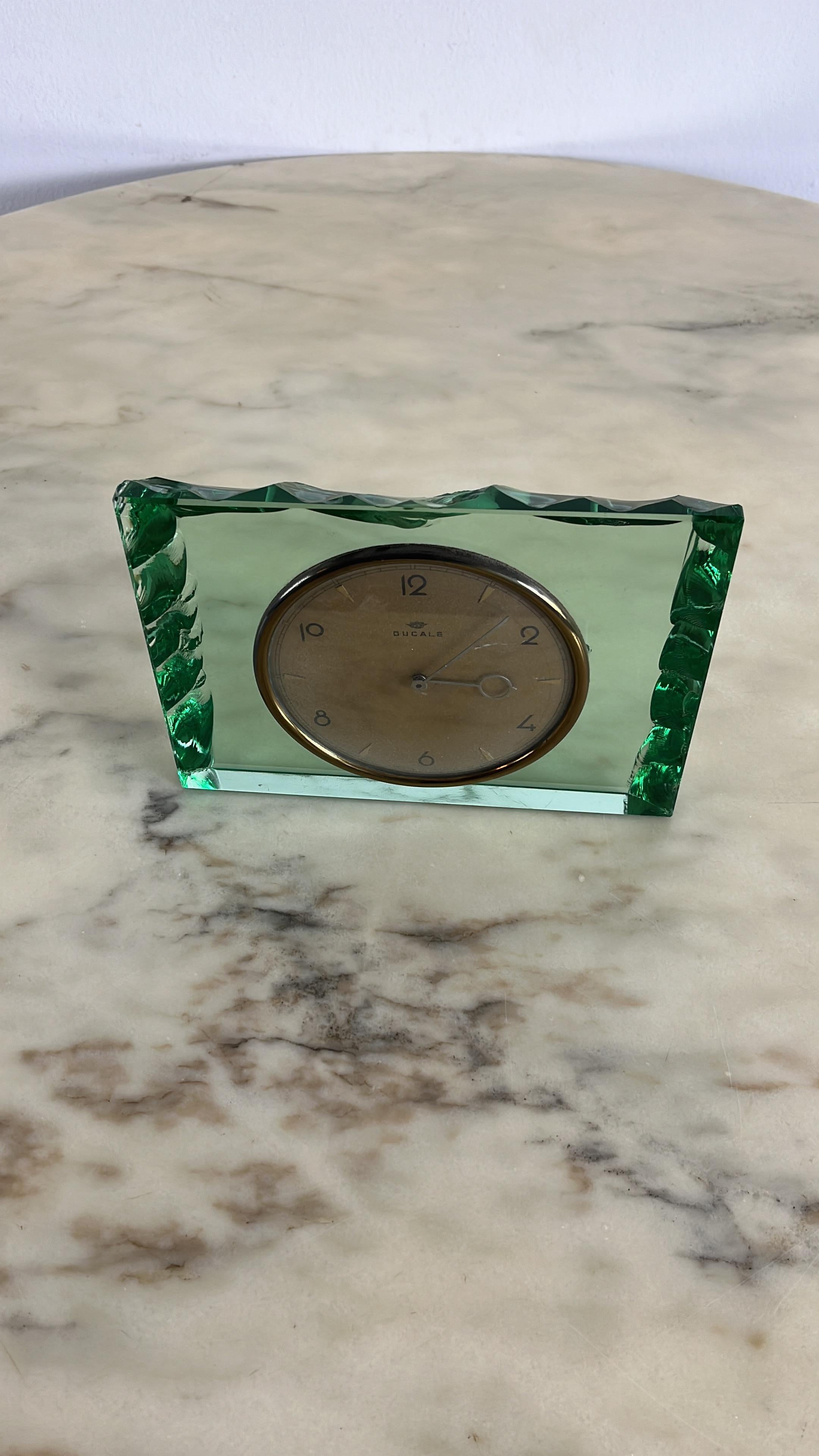 Mid-Century Murano Glass Table Clock Attributed to Max Ingrand for Fontana Arte  In Good Condition For Sale In Palermo, IT